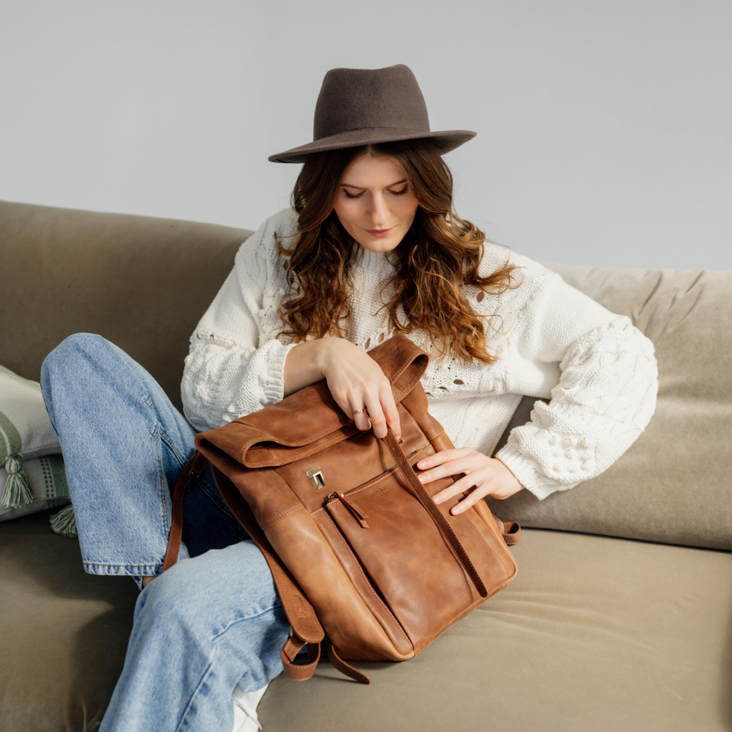 Berliner Bags Mochila de Piel Lille, Mochila Rolltop Impermeable con Compartimento para Portátil de 15”, para Hombre y Mujer - Marrón