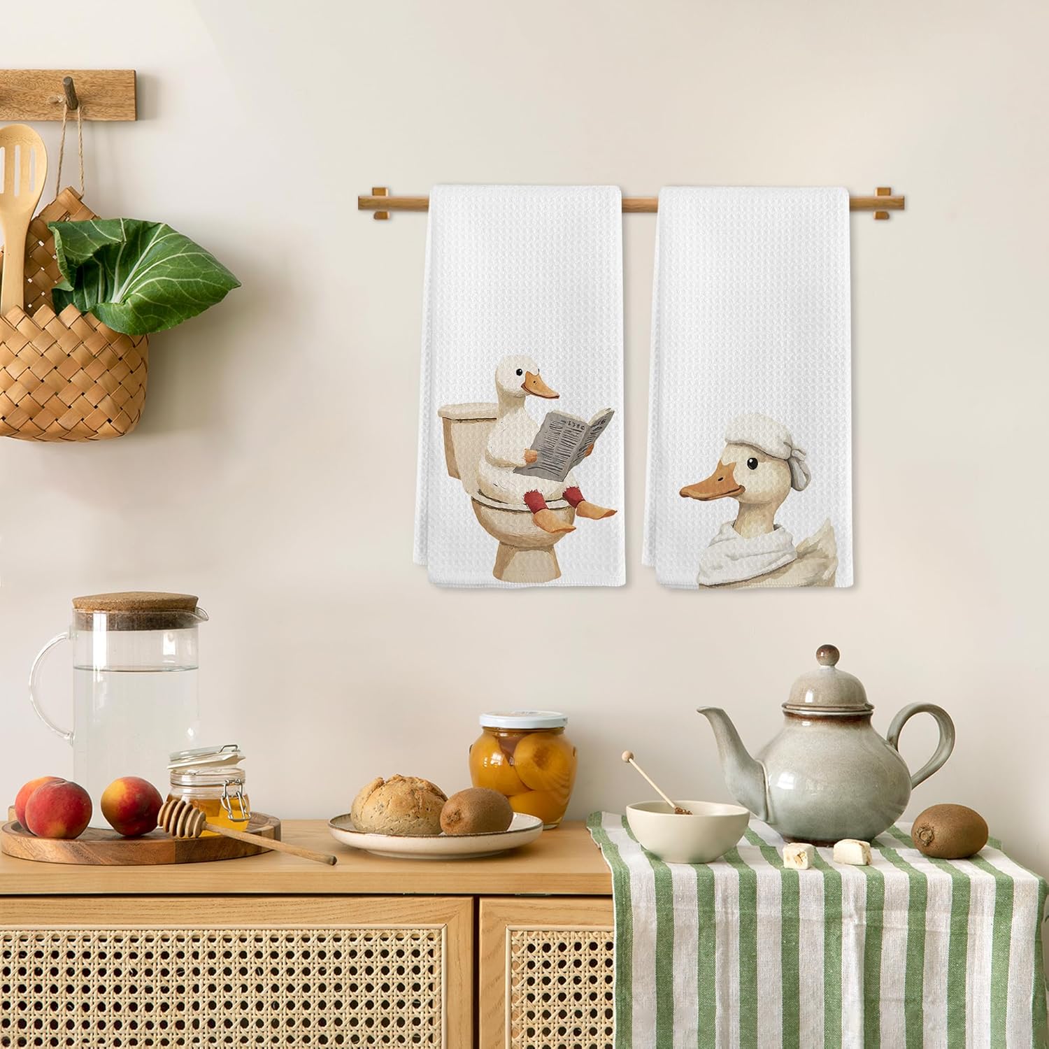 Funny Duck Hand Towels for Bathroom Set of 2, Cute Ducks Themed Dish Tea Towels, Duck Gifts Hand Towel for Kids Toilet Washroom Bathroom Kitchen Decor, 16x24 Inch - Image 3