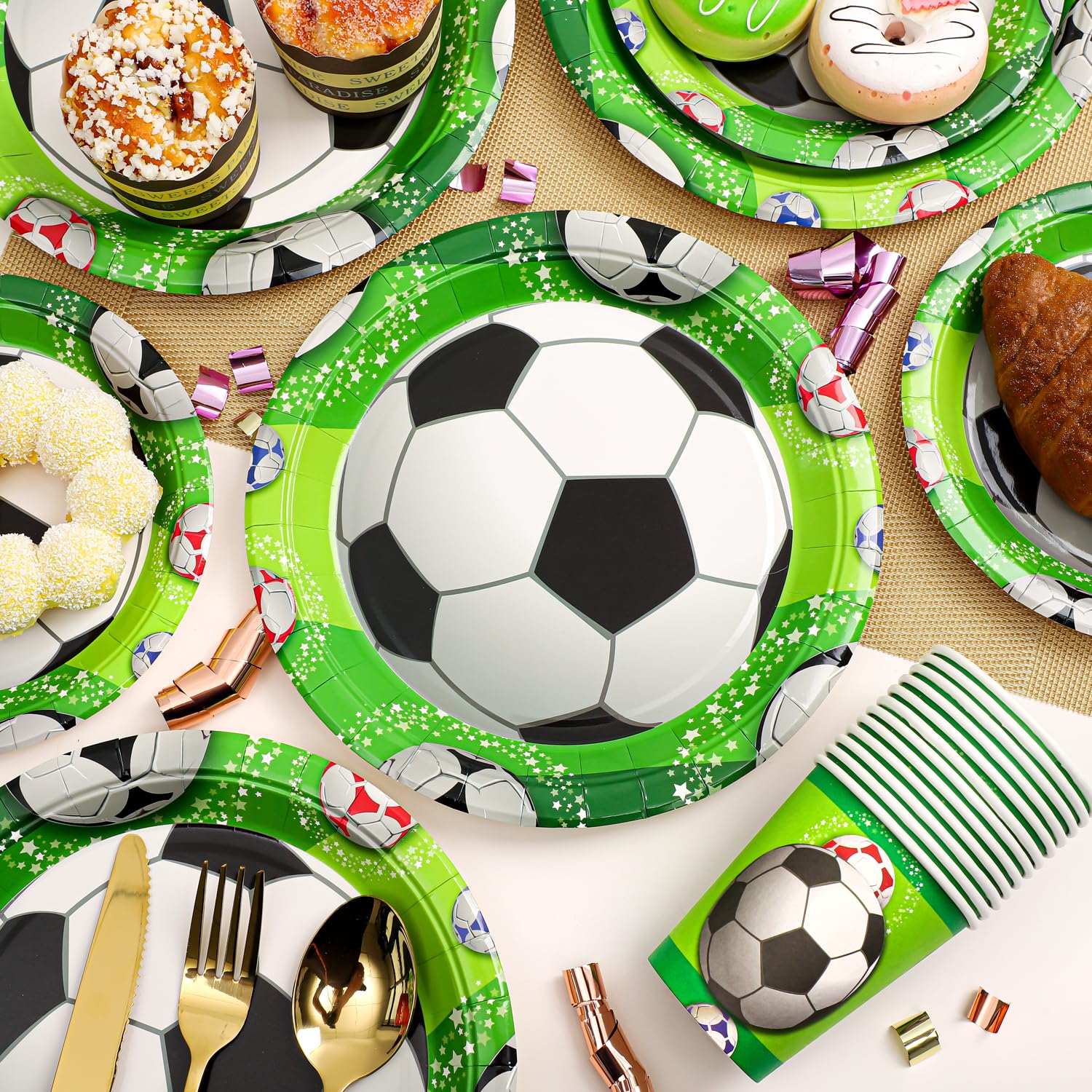 102-teiliges Fußball-Party-Set – Geschirr & Deko Für Bis Zu 25 Gäste