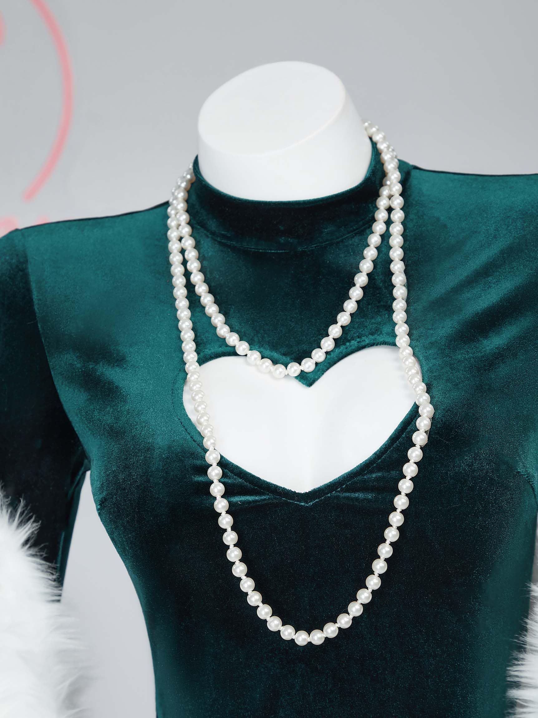 Mobbunny Anime Cosplay Dress Cutout Bodycon Velvet Dress High Slit Dress and Shawl with Stockings and Necklace: Medium