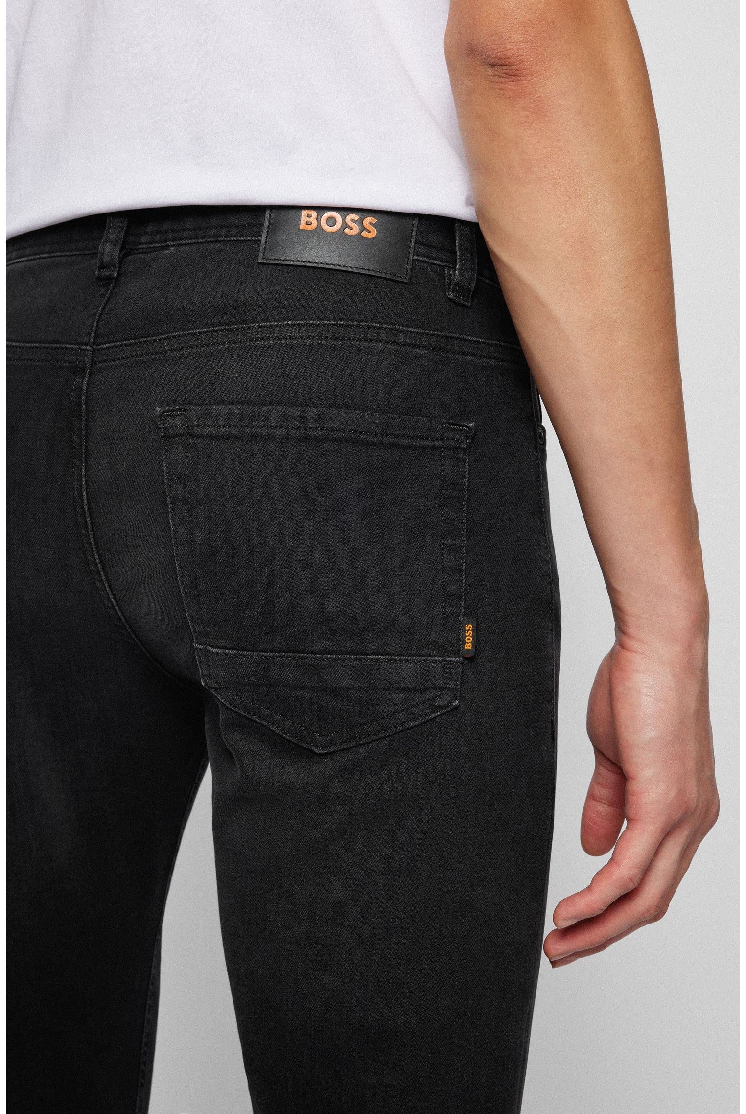 BOSS Schwarze Tapered-fit Jeans Aus Bequemem Stretch-Denim
