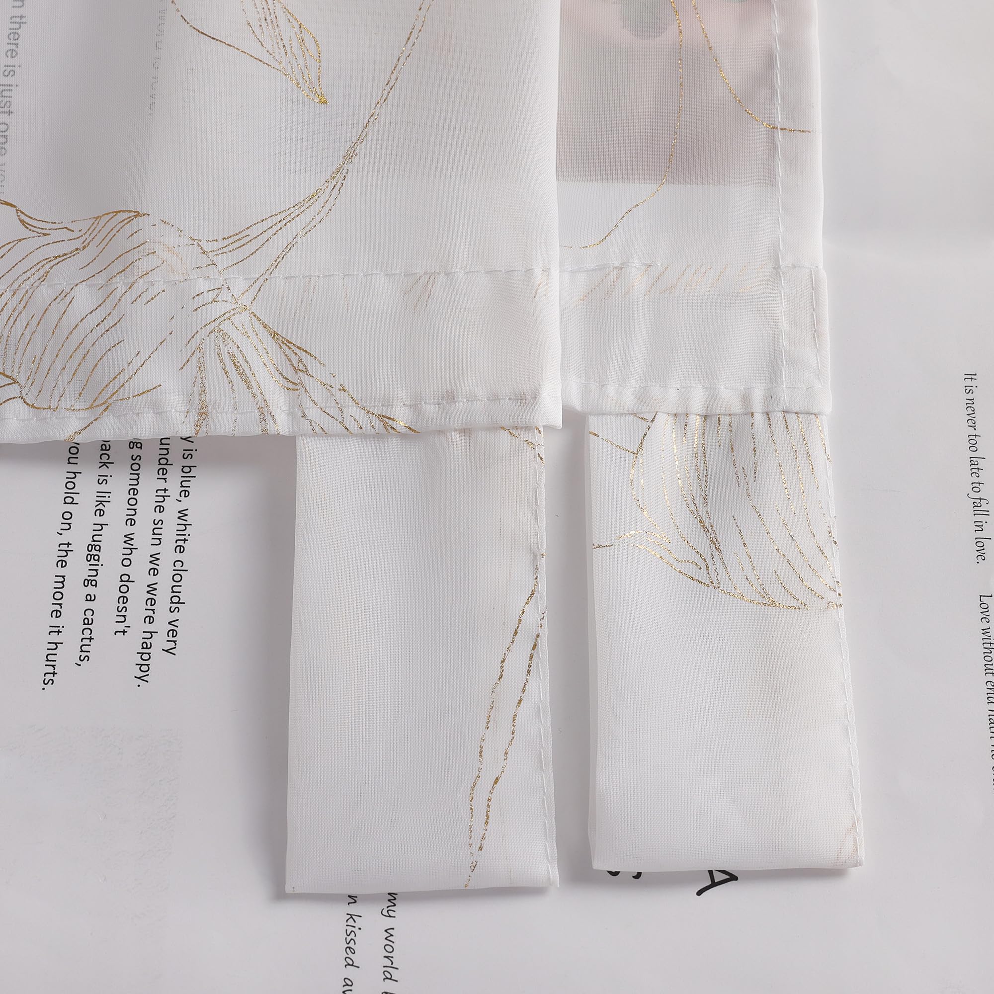 ESLIR Schiebegardinen Voile Flächenvorhänge Set 2er Schiebevorhang Wohnzimmer Gardinen mit Schlaufen Schlaufenschals Transparent Vorhänge Gold BxH 57x145cm 2 Stück