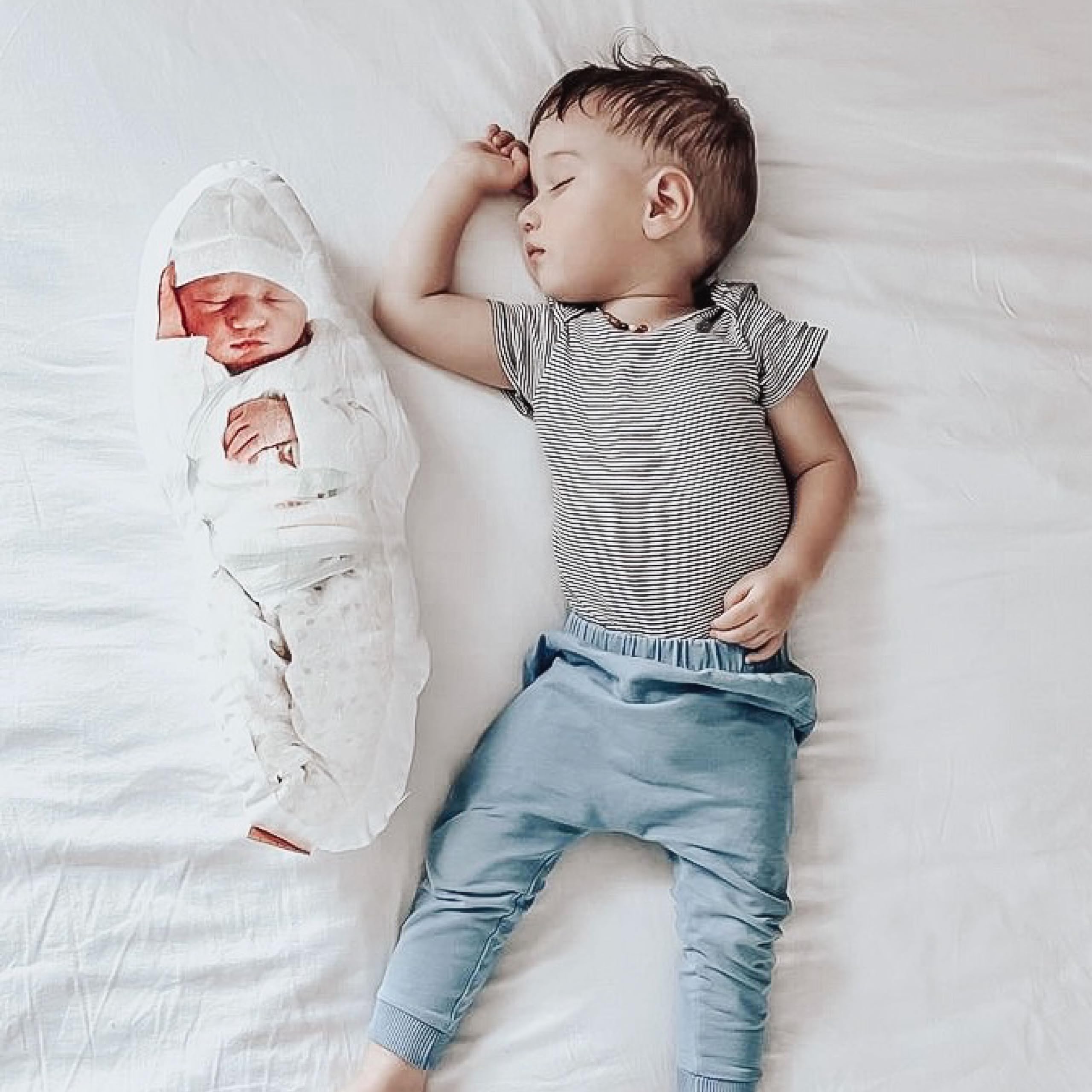 Personalisiertes Geburtskissen Fotokissen zur Geburt 1:1 Maßstab ohne Gewicht | Mit Namen für Neugeborene | Erinnerungen in Originalgröße Jungen Mädchen | Geschenk zur Taufe
