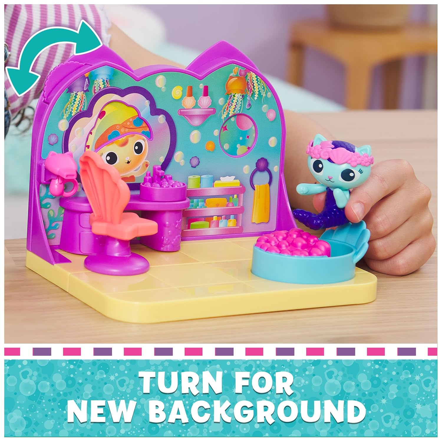 DreamWorks Gabby’s Dollhouse, Mercat’s Spa Room Playset, with Mercat Toy Figure, Surprise Toys and Dollhouse Furniture, Kids’ Toys for Girls and Boys 3+
