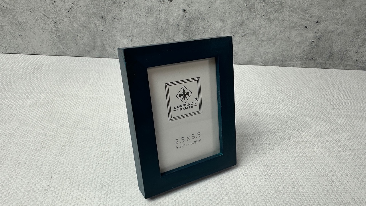 Vecchio documento con conchiglie cornice | Foto Gratis