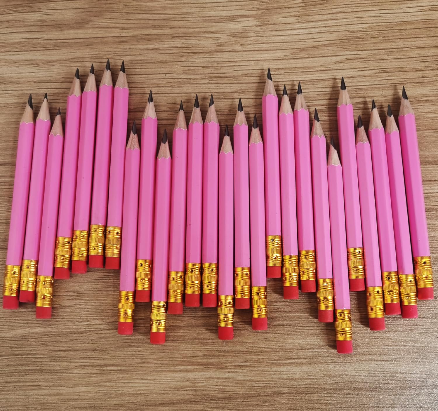 Adhere 25 x Golf-Bleistifte mit Radiergummi, sechseckige Holzstifte, Graphit 2B, für Golf-Events, Klassenzimmer, Hochzeit, Firmenbesprechungen, Kirchenbänke, Pocket (z-Pink, Sechseck, 50 Stück)