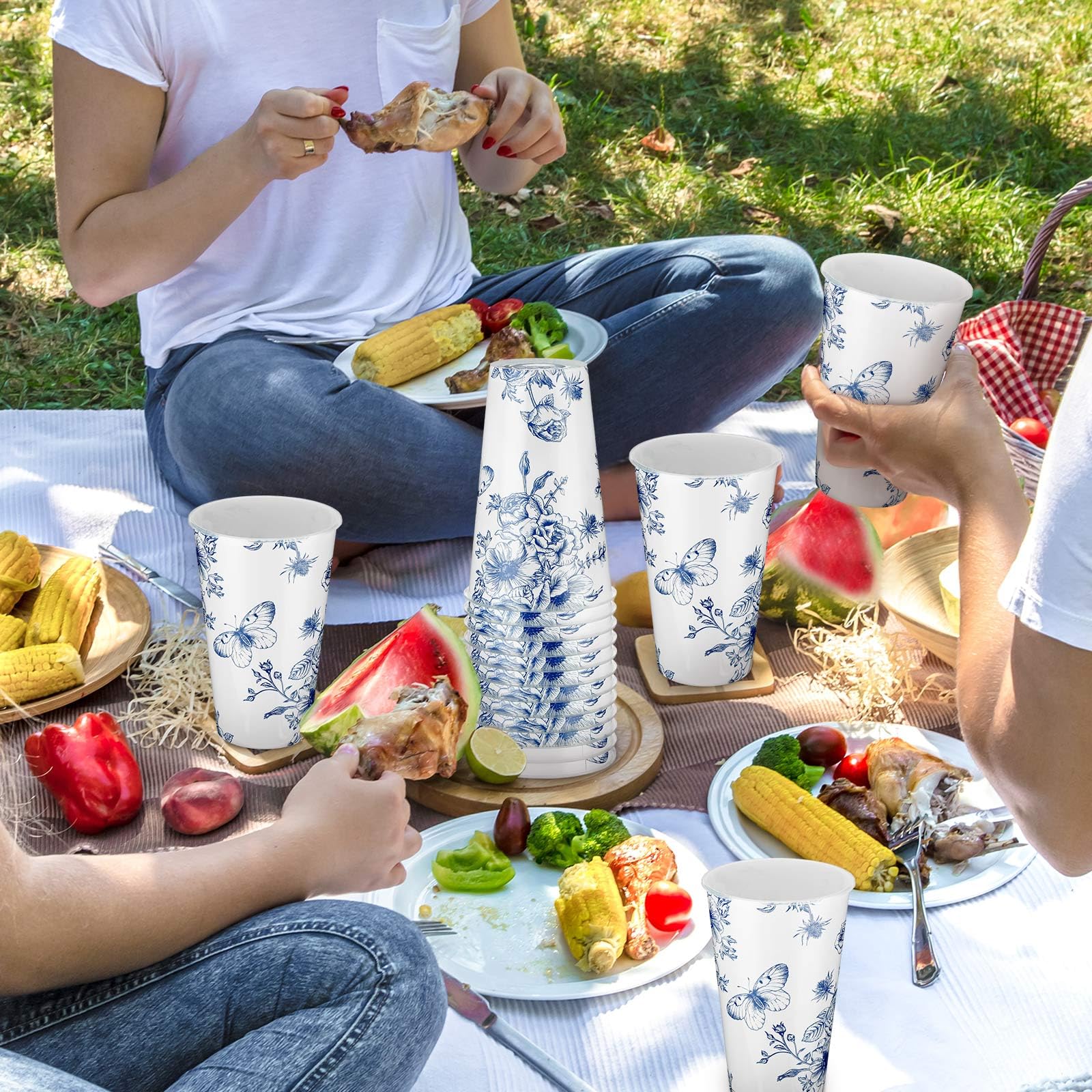 Amazon.com: Layhit 50 Pcs 16 oz Blue and White Flower Disposable Cups Blue  Chinoiserie Flower Plastic Cups Floral Party Decorations Hot Cold Drinks  for Birthday, Bridal Shower, Tea Wedding Party : Health