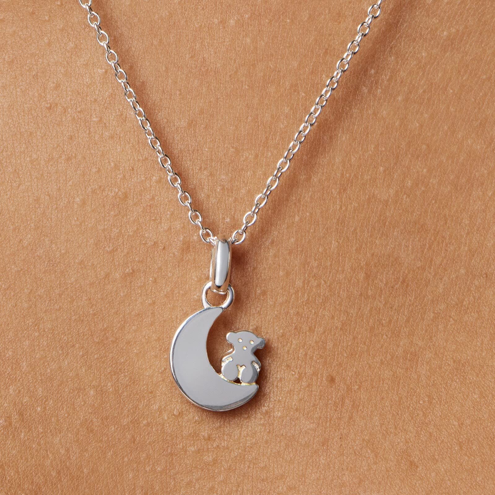 TOUS Collar de Plata de Primera Ley para Mujer con Colgante de Luna de 12 mm, 45 cm de Largo, Delicado y Elegante, Colección Nocturne
