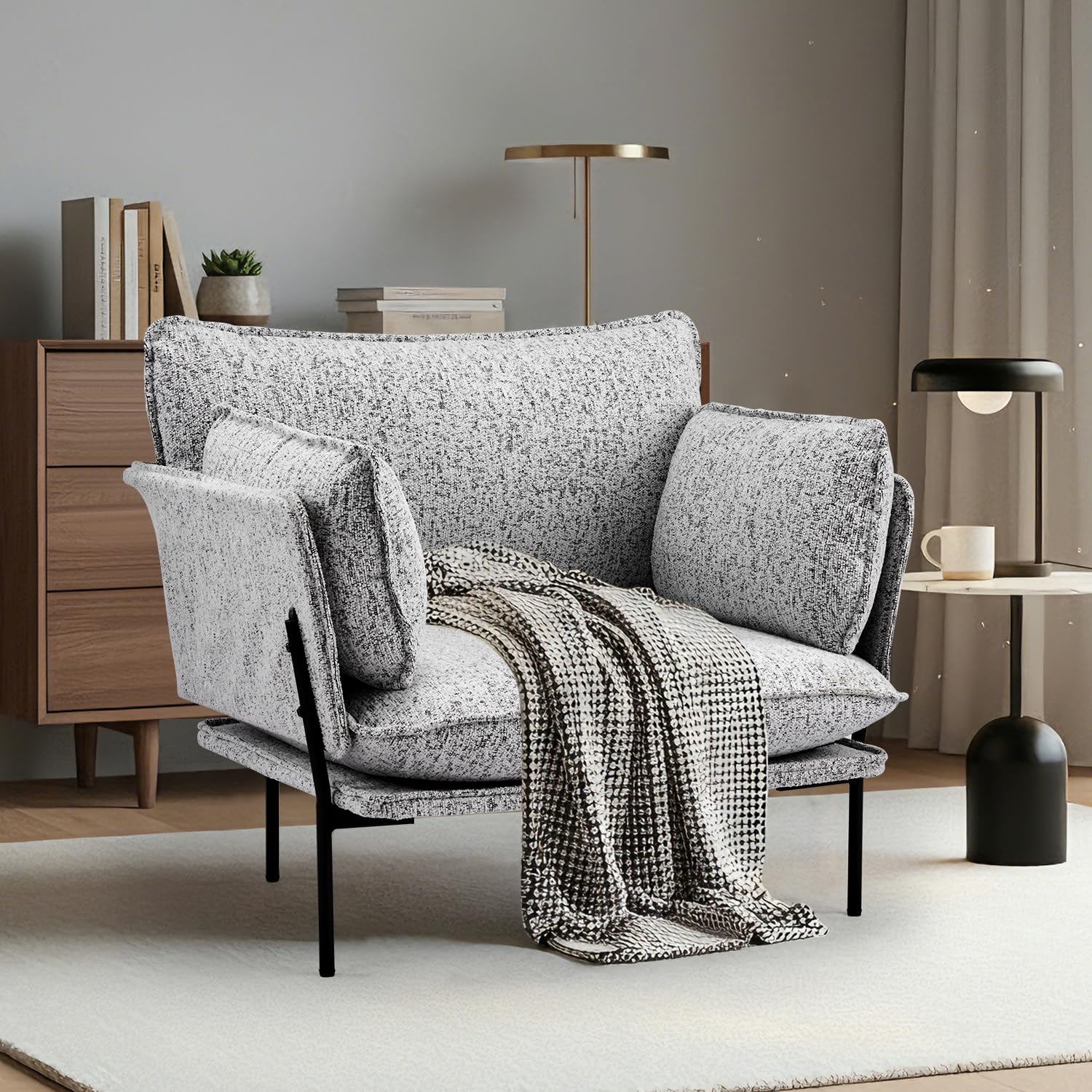 YEEFY Bouclé Loungesessel mit Metallbeinen – gepolsterter Akzentstuhl als Lesesessel, Wohnzimmerstuhl, Schlafzimmerstuhl & Balkonstuhl, moderner Polstersessel für Entspannung