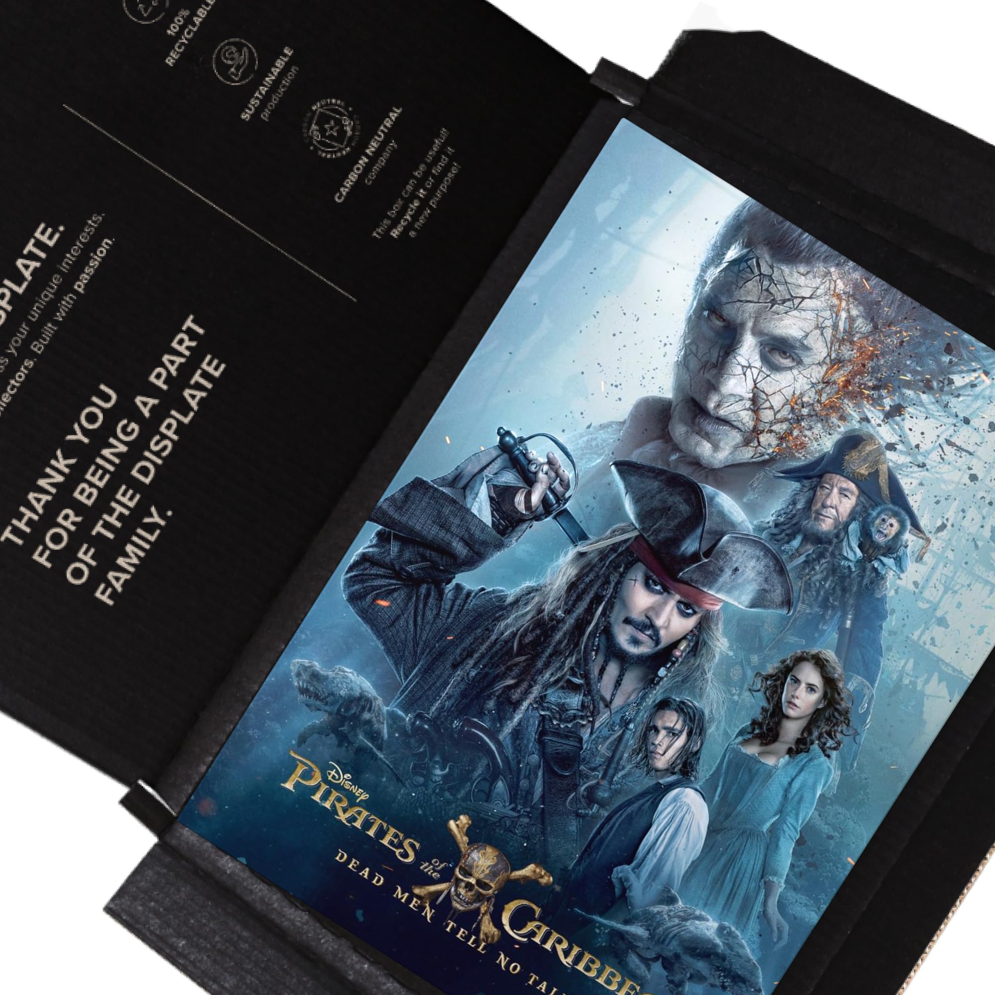 Displate Poster in metallo Disney - Pirati dei Caraibi - Dead Men Tell No Tales - Decorazione per camera da letto - Regalo da collezione - Decorazioni di alta qualità da parete, poster del film, 48 x