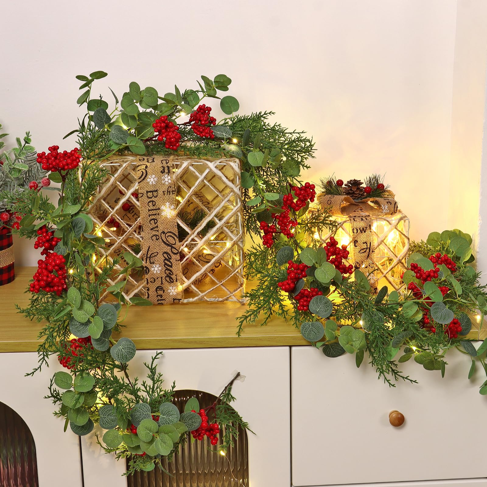 SOMYTING Set of 2 Christmas Garlands Artificial Tree Garland with Pine Cones Artificial Red Berries for Table Runner Christmas - Image 3