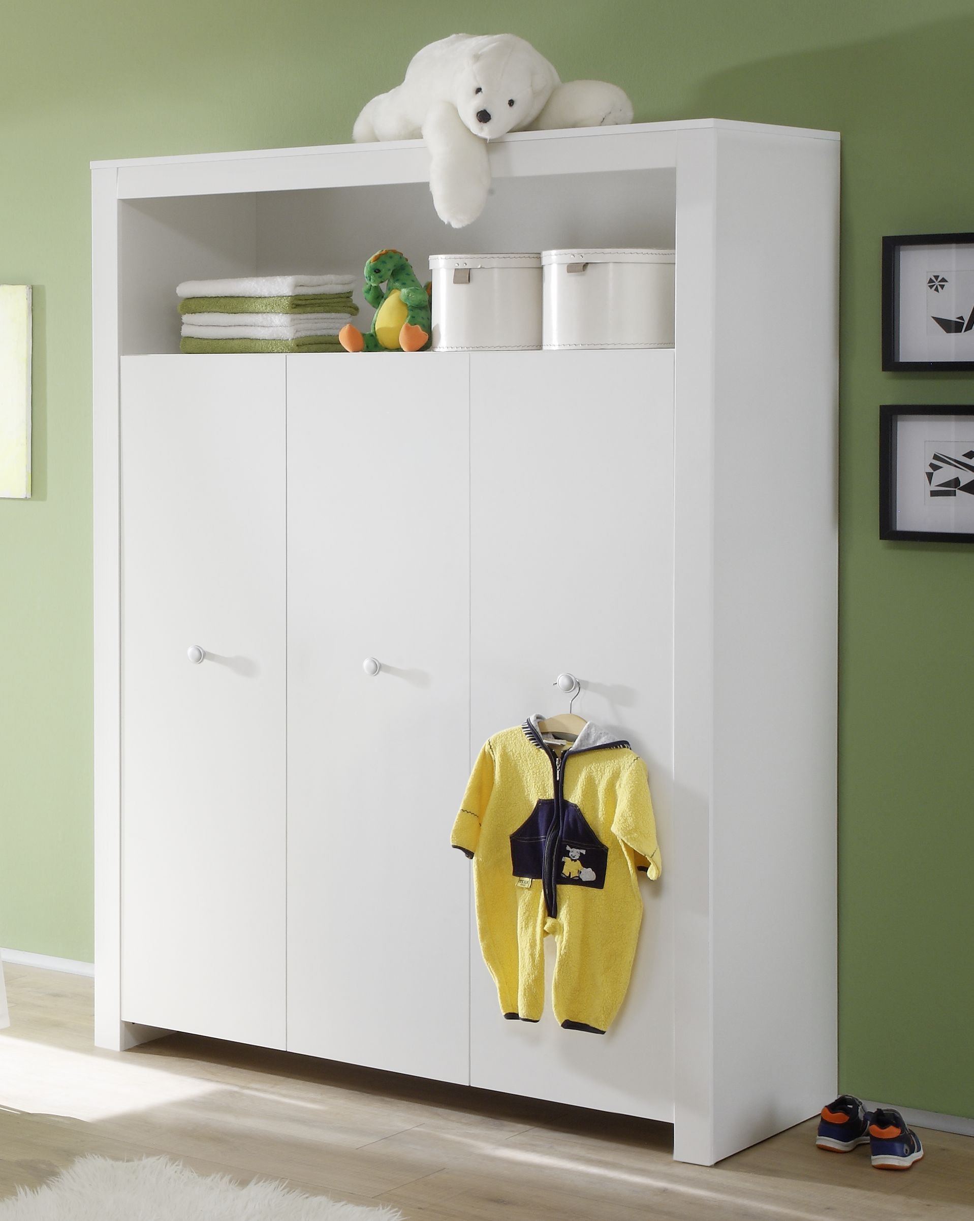 Trendteam Olivia Garderobenschrank Kleiderschrank 3 Türen 130x186x54 cm Weiß Silberfarbene Griffe
