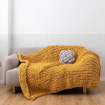 Chunky Knit Throw Blanket 31x39in, Super Warm Soft Chenille Yarn Cable Knitted Blankets and Throws Cozy Thick Crochet Blanket, Chunky Knit Blankets for Bed
