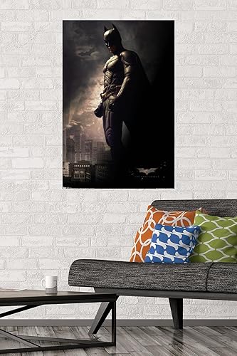 Miniatura 2 de Trends International DC Comics Movie - The Dark Knight - Póster de pared de Batman in the Shadows 22375 x 34 pulgadas versión premium sin marco