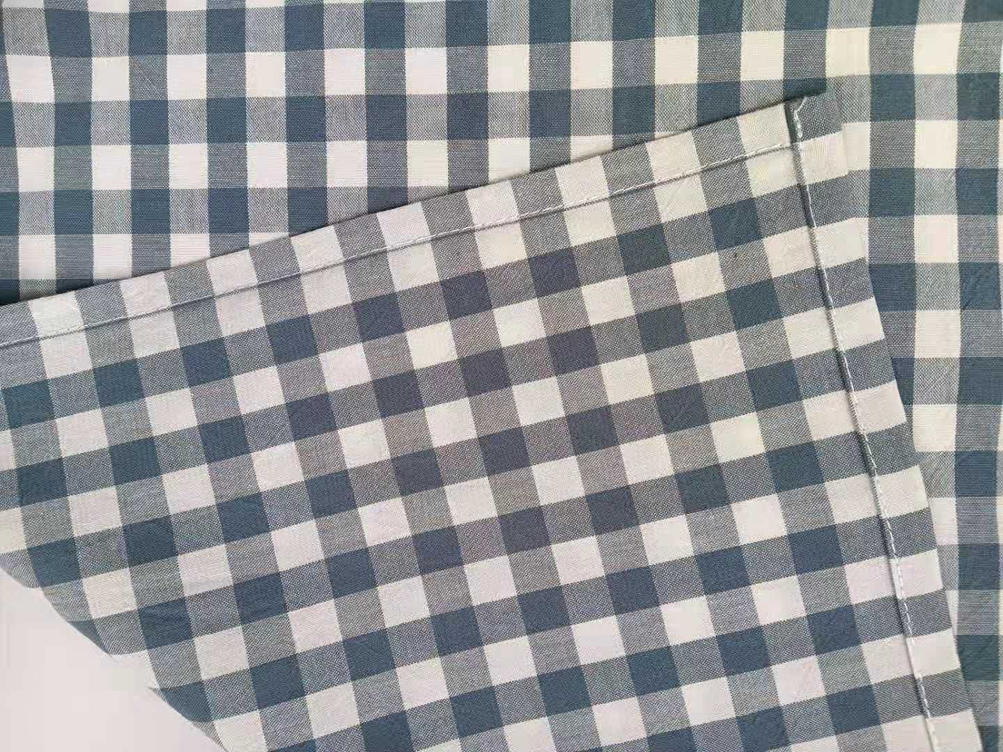 Karo Vorhänge Küchenvorhänge mit Raffhalter HxB 160x100cm 2er Set | Blau Gardinen mit Vichy-Karo Muster Landhausstil Halbtransparent Gardinenschals Gingham für Küche Wohnzimmer Balkon