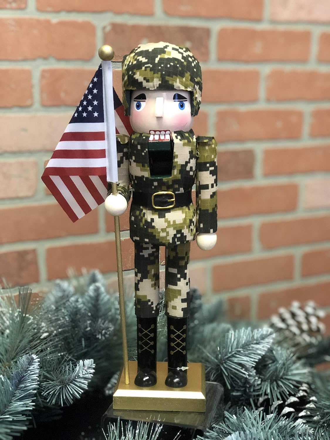 Santa's Workshop 70623 Army Nutcracker with Flag, 14", Multi