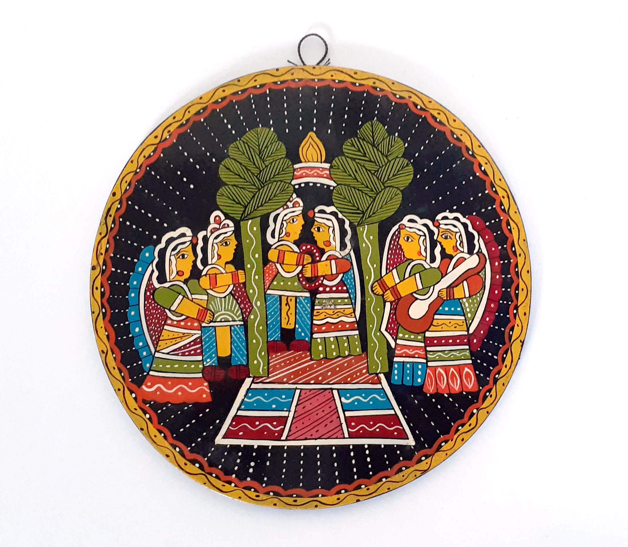 UMSAS(A Bihar Govt. Undertaking) Handmade Tikuli Painting with Motif of Marriage Ceremony - Diameter-8" Inches