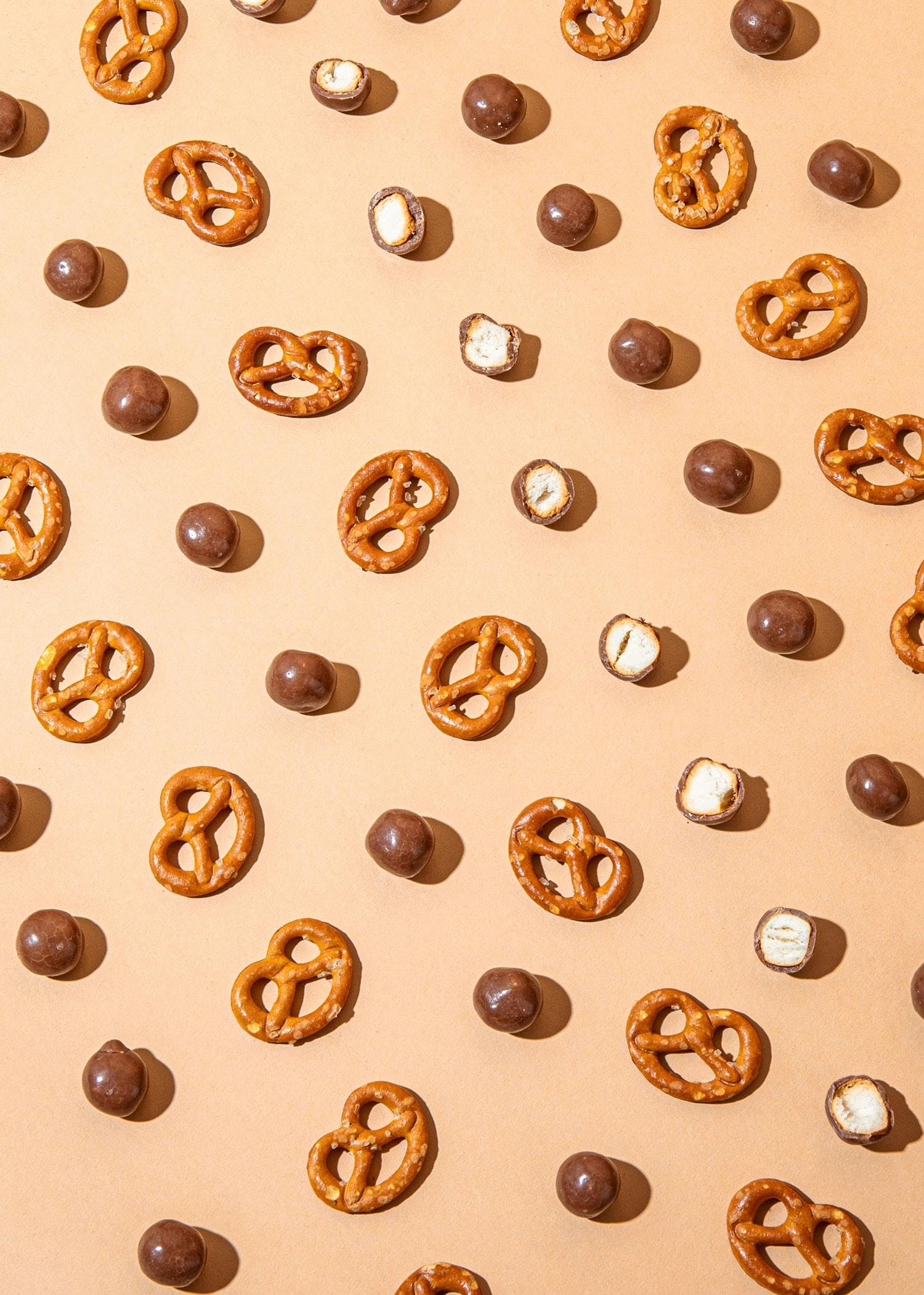KoRo - Perle di brezel al cioccolato 1 kg - palline di brezel - ricoperte di cioccolato - da condividere