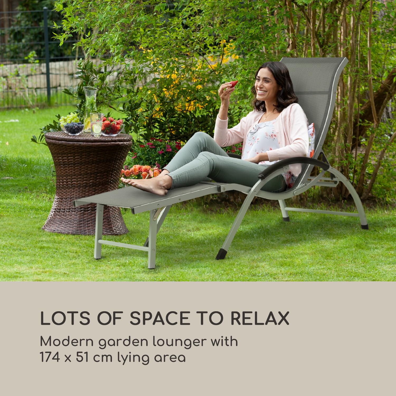 blumfeldt Sunnyvale Tumbona Hamaca de jardín, Respaldo Ajustable en 4 Posiciones, reposapiés Plegable, Superficie 174 x 51 cm, Material Repelente al Agua, PVC/Poliéster, Gris