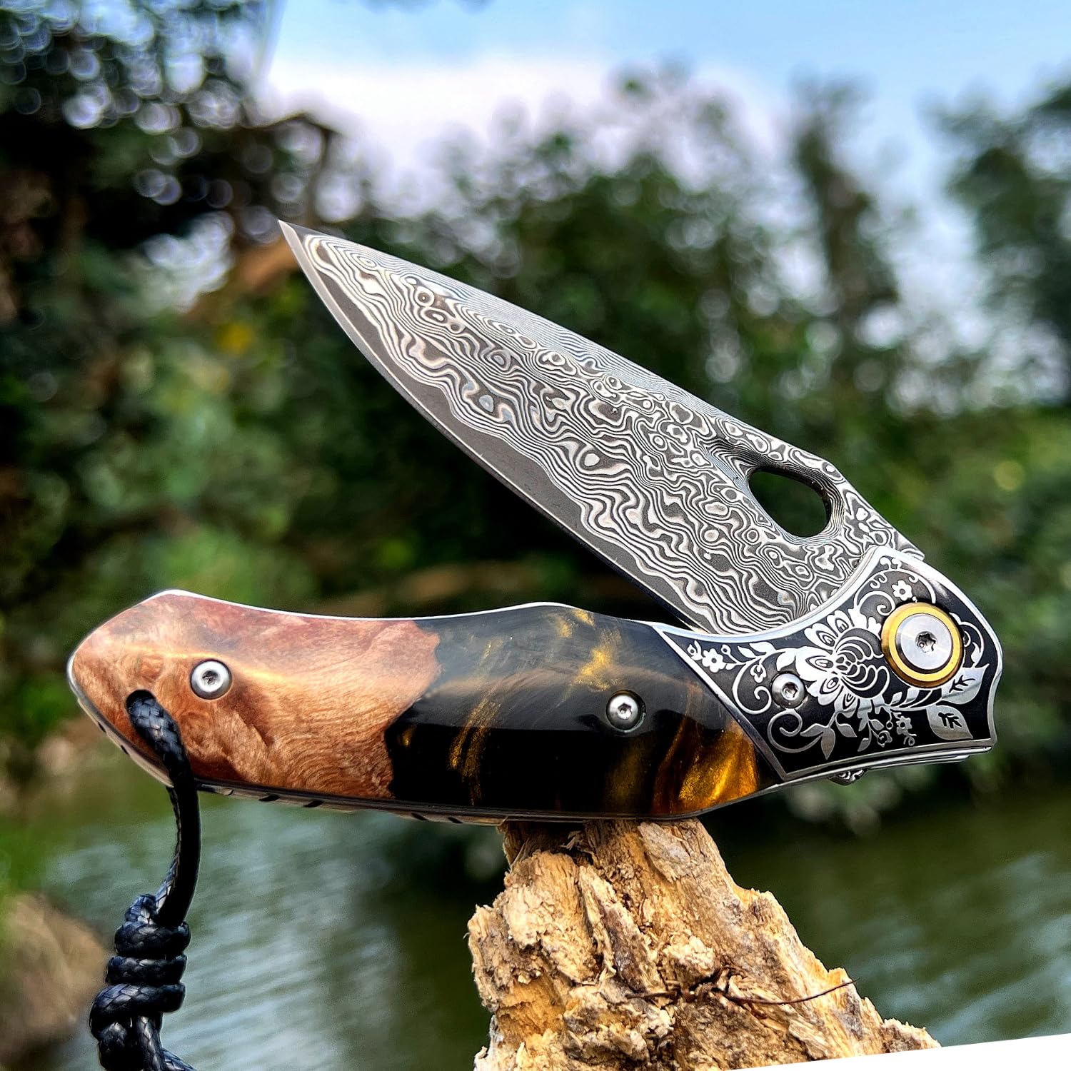 Handgefertigtes Japan Damaszener Stahl Taschenmesser，3,2-Zoll VG10 Klinge Männer und Frauen Klappmesser，Mit Holster，Futterschloss，Kunstharz und Ahorn Griff，Geeignet für EDC outdoor camping，gehen Ange