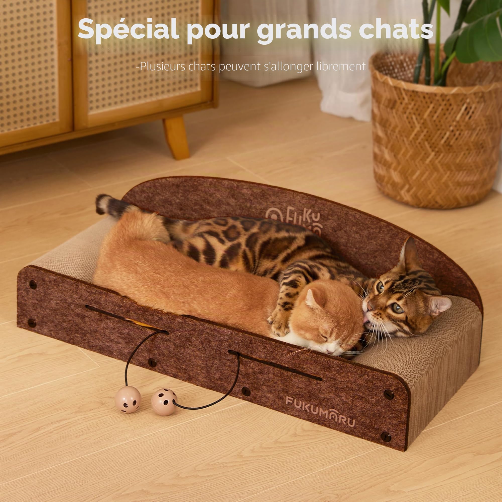FUKUMARU Grattoir pour Chat de 66 cm en Carton Durable, Grande Chaise Longue, Meubles pour Chat, 2 Griffoirs Réversibles pour Chats d'Intérieur, Lit Recyclable en Carton avec Balle Cloche