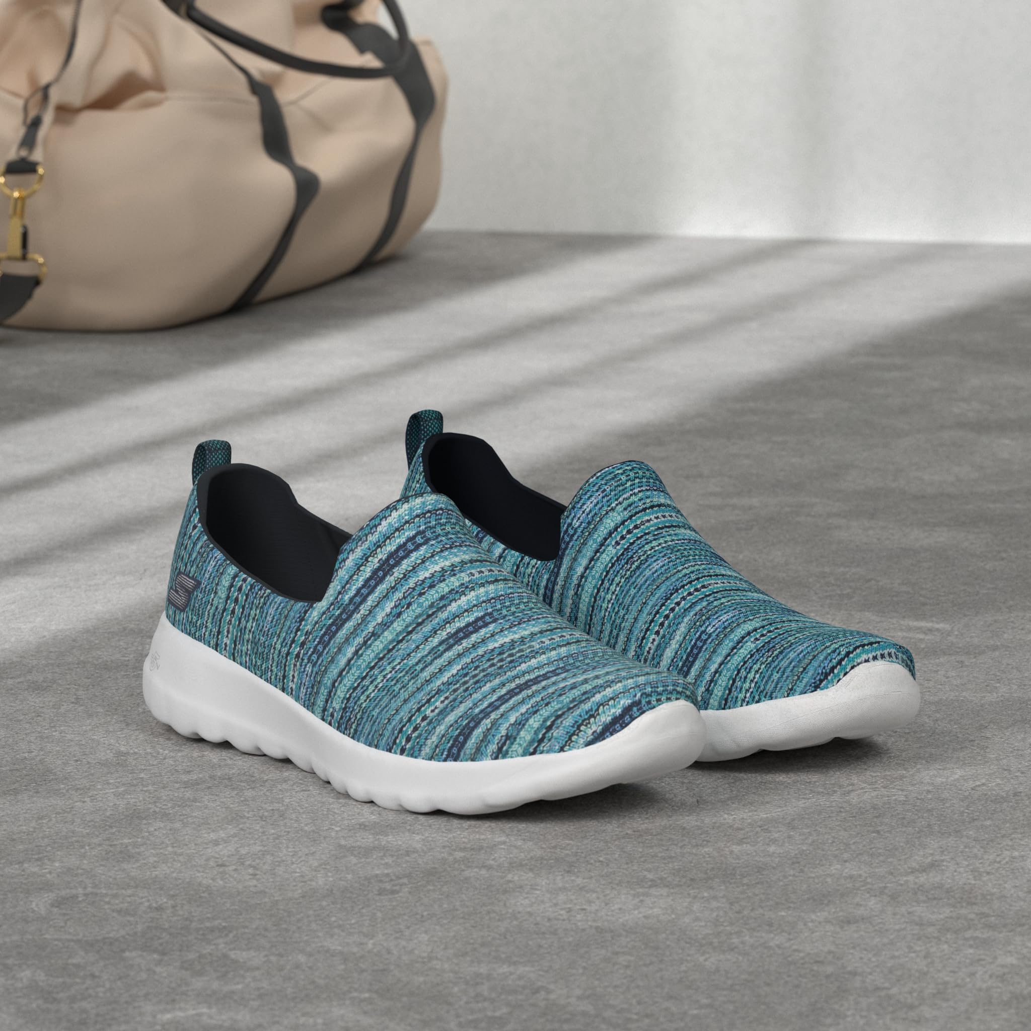 Skechers Gowalk Joy Damskie buty do chodzenia, wspaniałe wsuwane buty trekkingowe