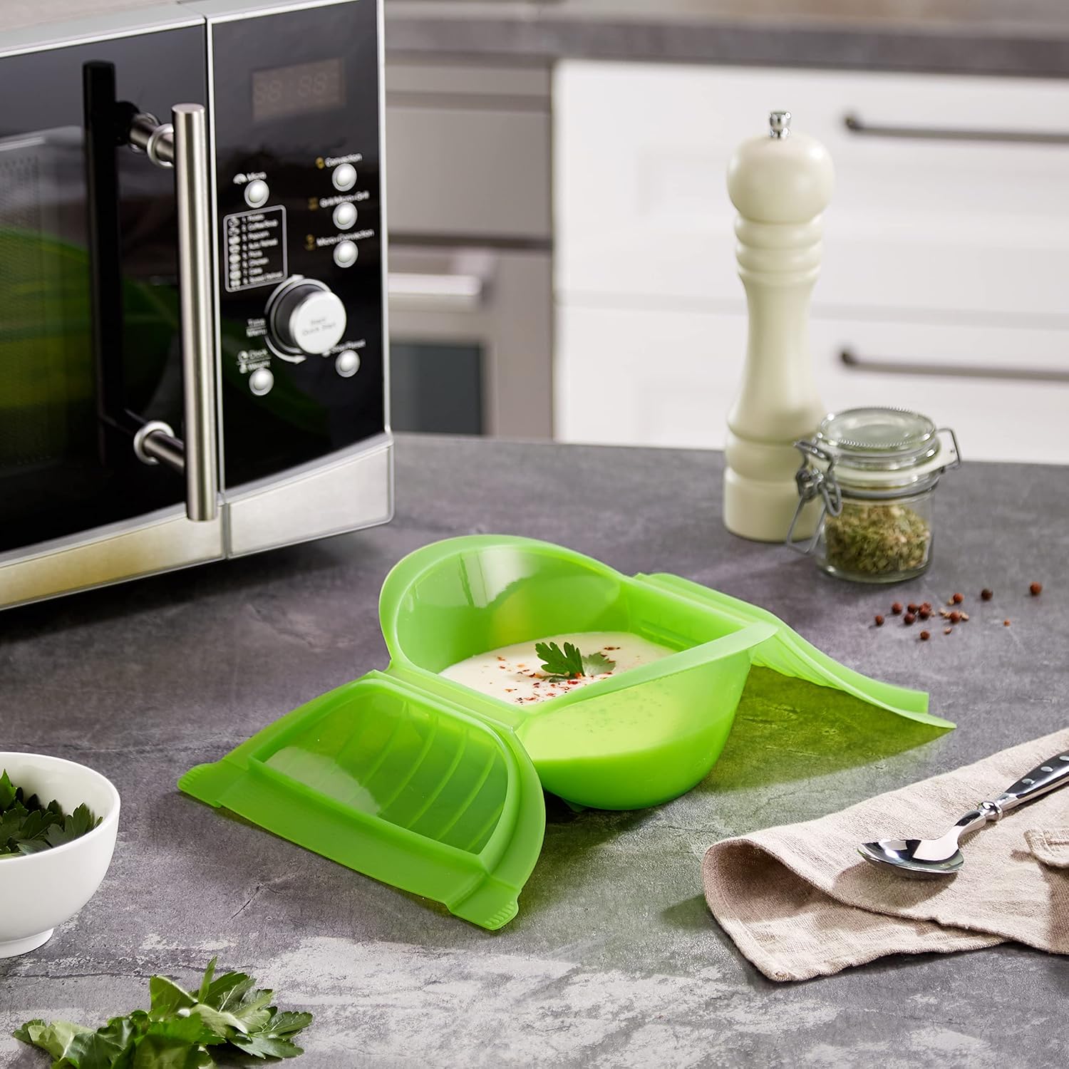 Lekue Small Ogya Sauce Pan, Green