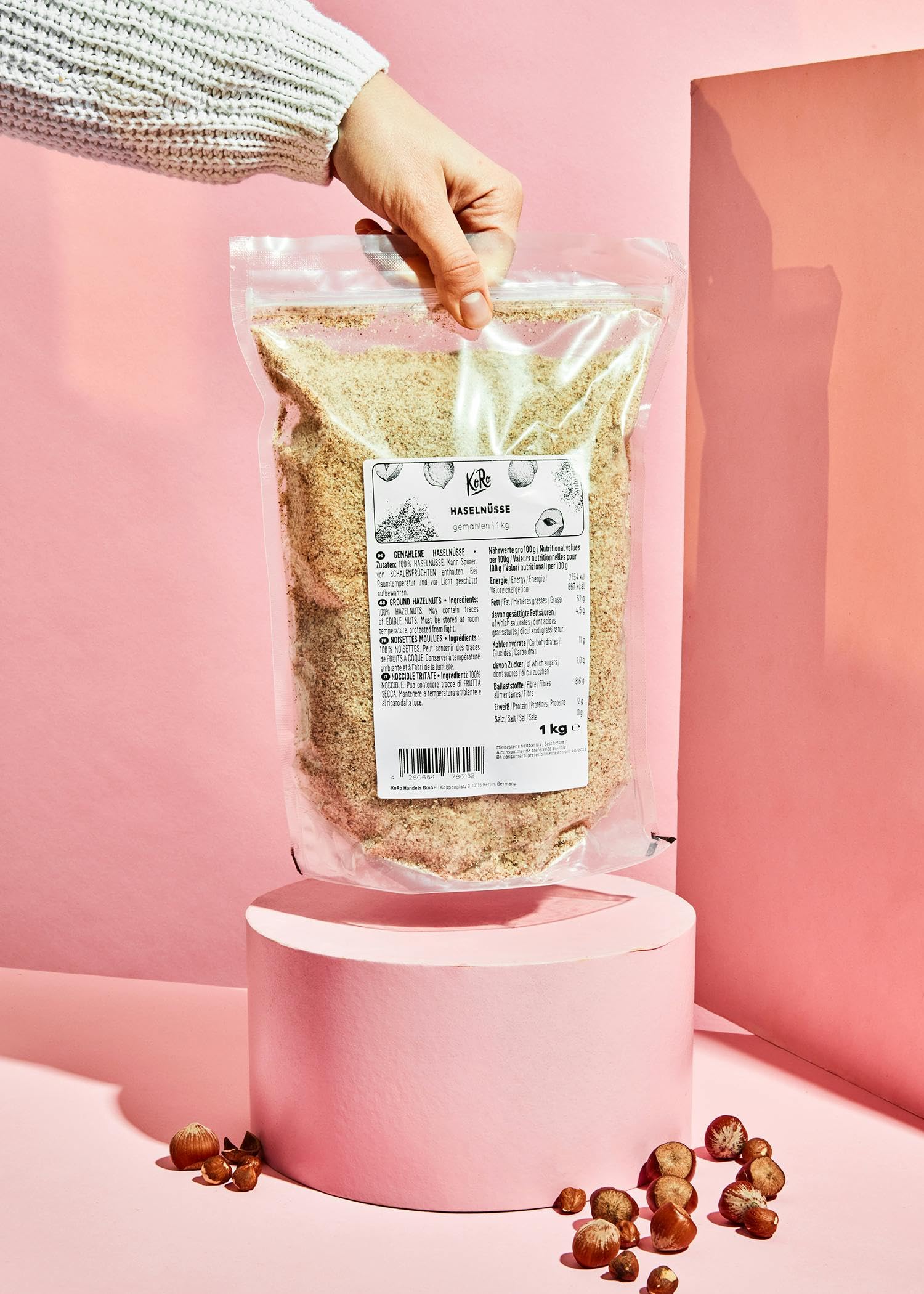 KoRo - Nocciole macinate 1 kg - 100% naturale - Senza additivi - Vegano - Senza glutine - Fonte di fibre