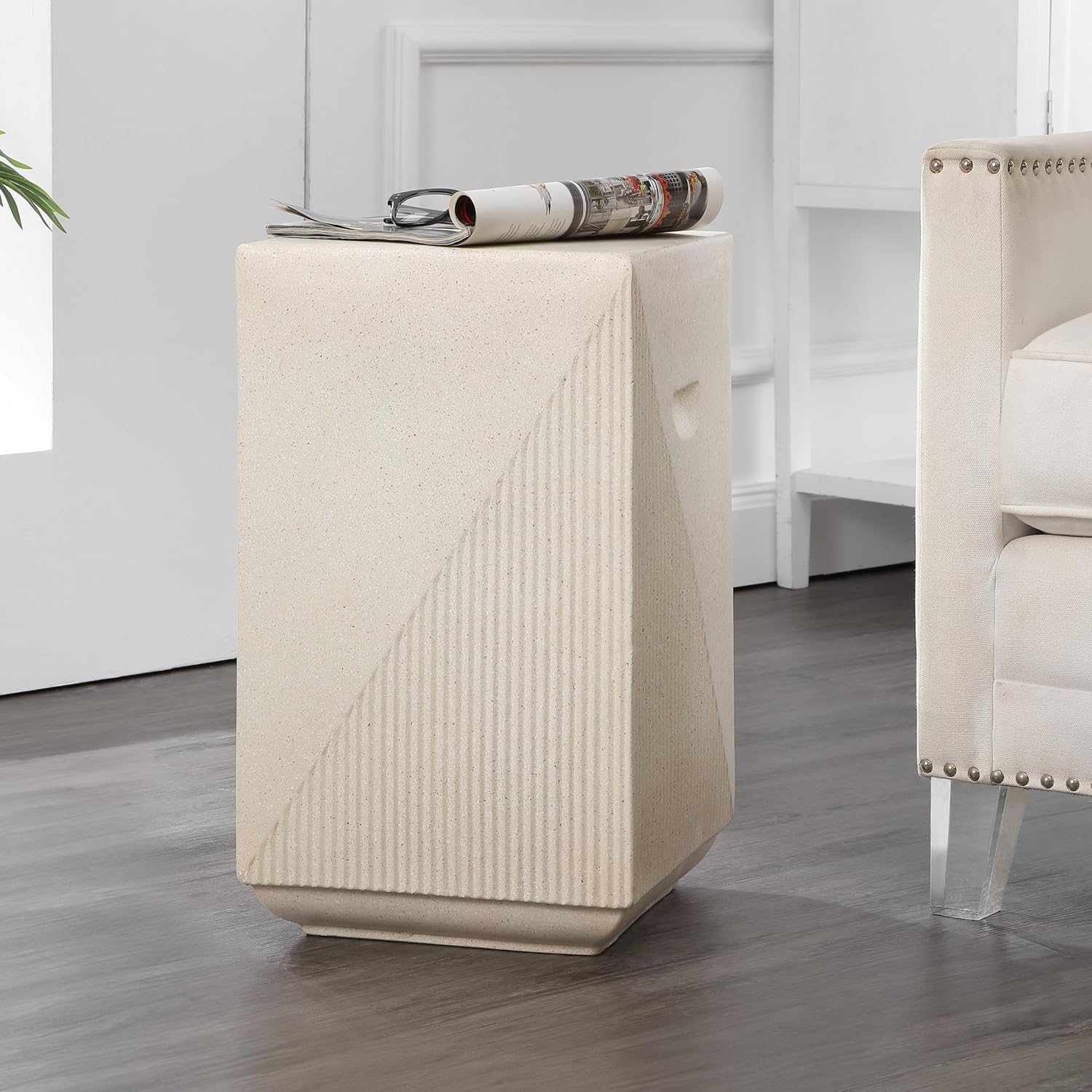 JONATHAN Y TBL1104A Adrian 20.75" Contemporary Minimalist Square Indoor/Outdoor Accent Table Modern, Mid-Century, Art Deco, Contemporary, Patio, Garden, Bathroom, Living Room, Cream Terrazzo Finish