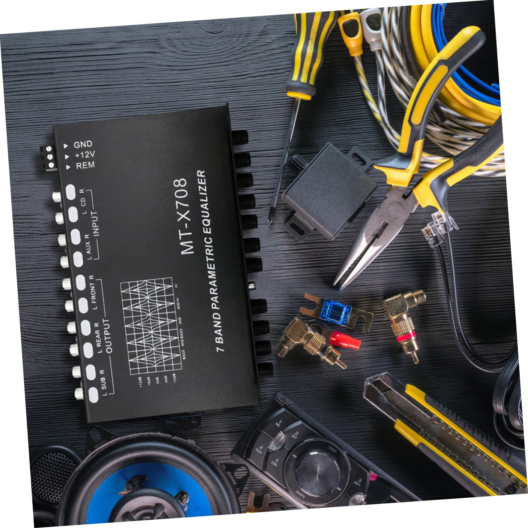 7-Band Auto Equalizer mit Metallgehäuse und Sechs Kanälen zur Präzisen Klangregelung und Verbesserung der Audioqualität im Autoradio