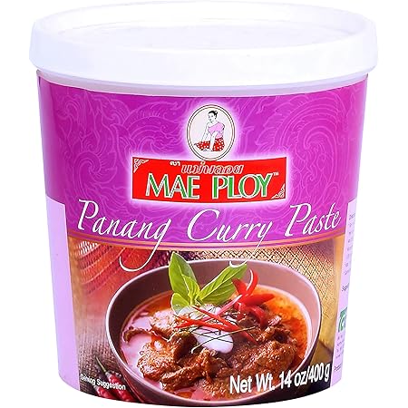 Mae Ploy Panang Curry Paste, Authentic Thai Panang Curry Paste for Thai Curries & Other Dishes, Aromatic Blend of Herbs, Spices & Shrimp Paste, No MSG (14 oz Tub)