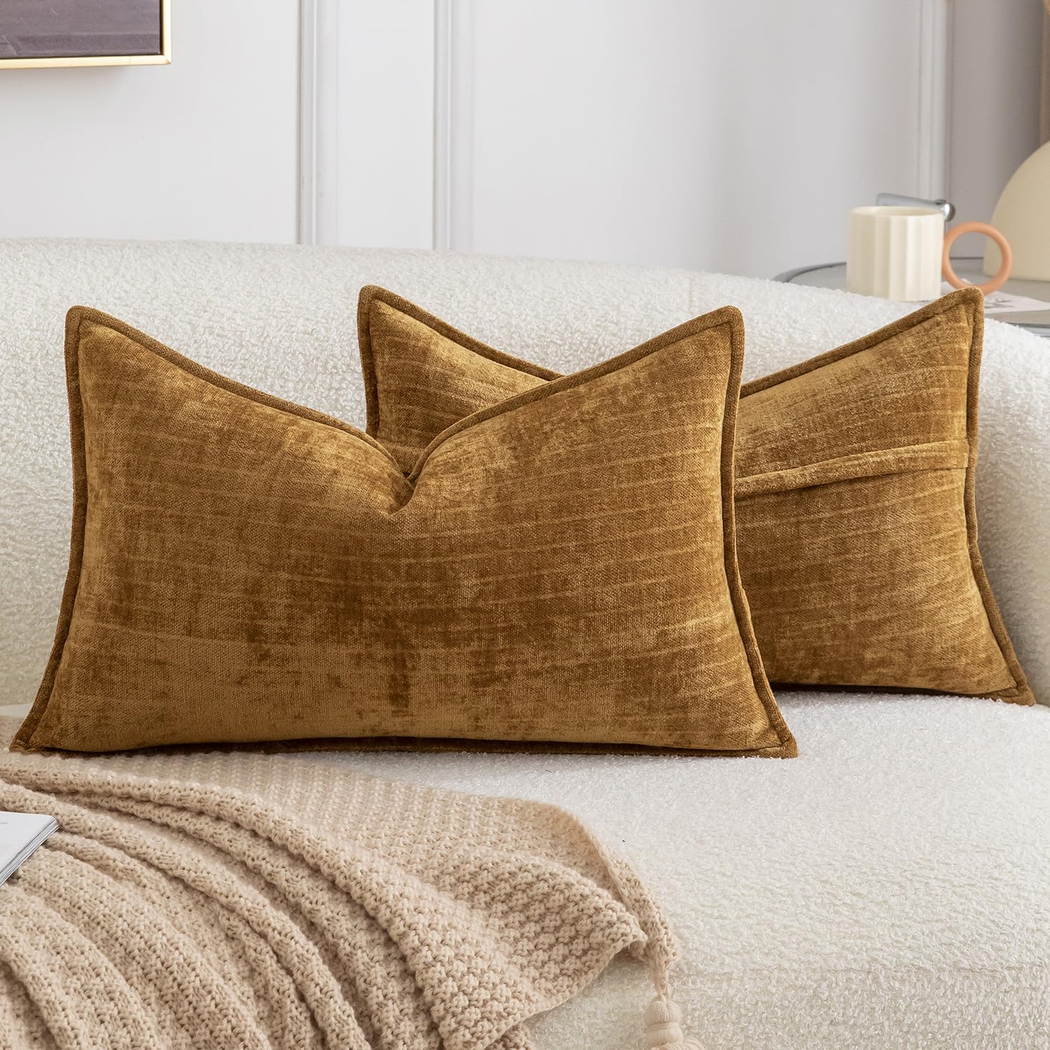Madizz Pack of 2 Decorative Striped Cushion Covers Vintage Boho Soft Chenille Throw Pillows Luxurious Pillow Cases for Couch Sofa Bedroom Living Room 30x50 CM, Dark Gold