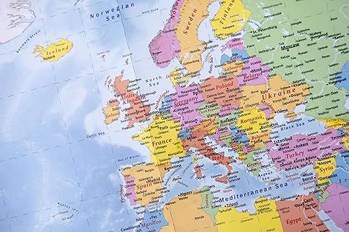 Miniatura 9 de Juego de dos mapas de pared de 27.5x39.3 World and USA (papel plegado), versión 2025