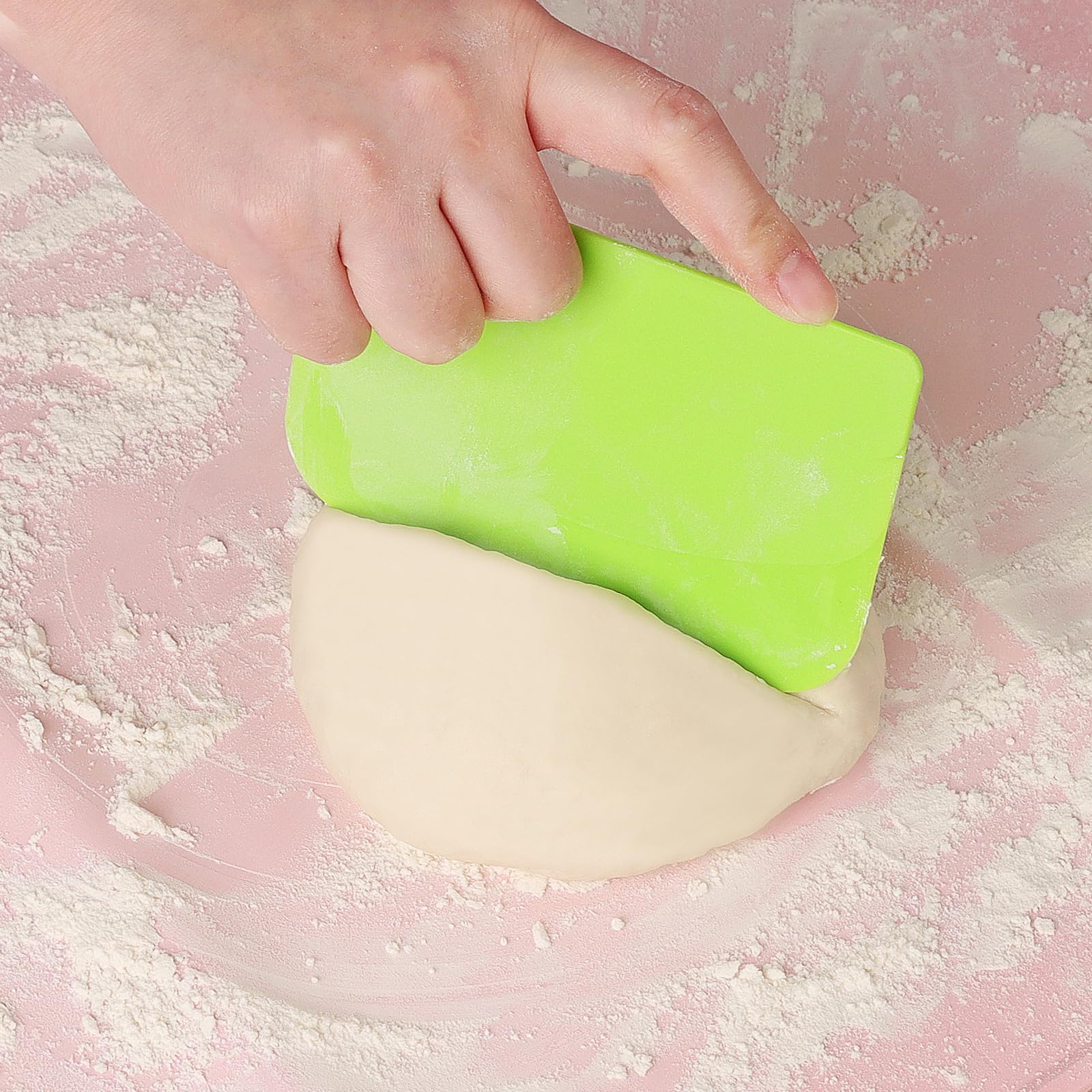 Vutyvve Dough Scraper, Plastic Dough Scraper for Pizza, Pastry, Cake, Set of 3