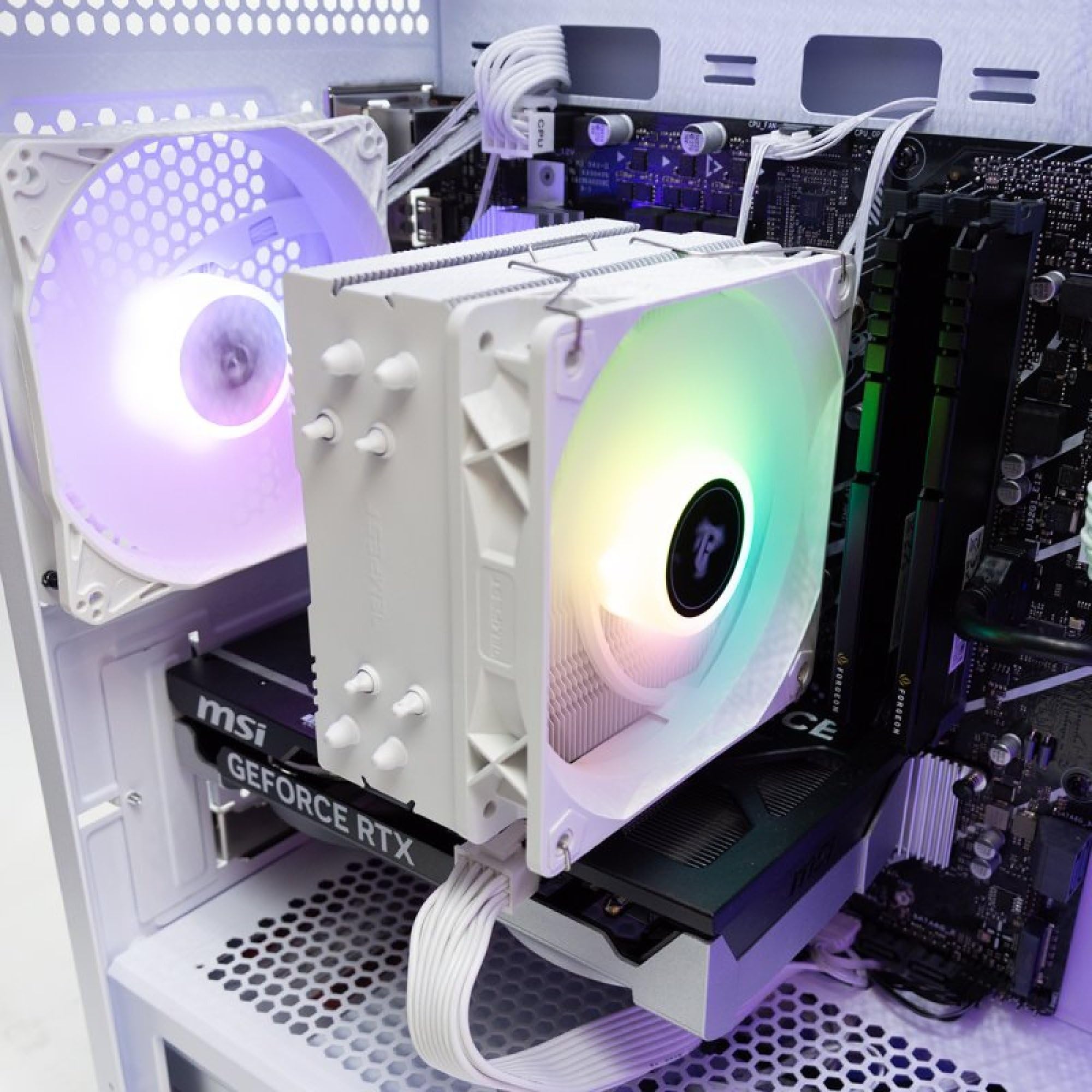 PcCom Ready Gaming PC Blanco Intel Core i5-12400F 32GB RAM 1TB SSD RTX 5060, Ordenador Sobremesa Gaming Alto Rendimiento