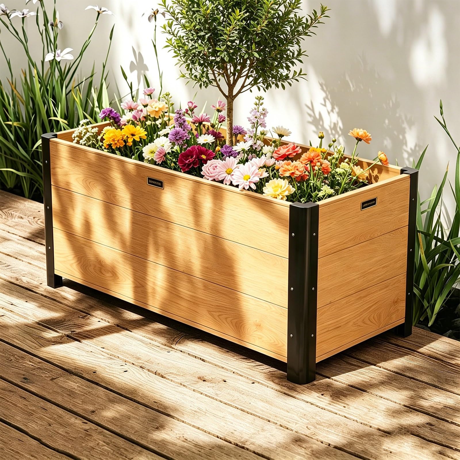 Jardinera exterior de aluminio para crear un huerto de aromáticas en tu terraza