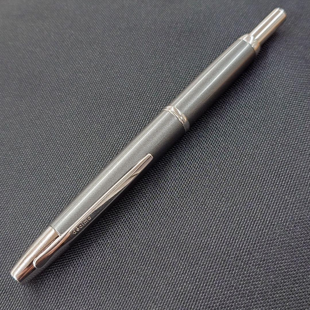 PILOT キャップレスデシモ　ダークグレーマイカ　F キャップレスデシモ ダークグレーマイカ F PILOT（文具） 【在庫