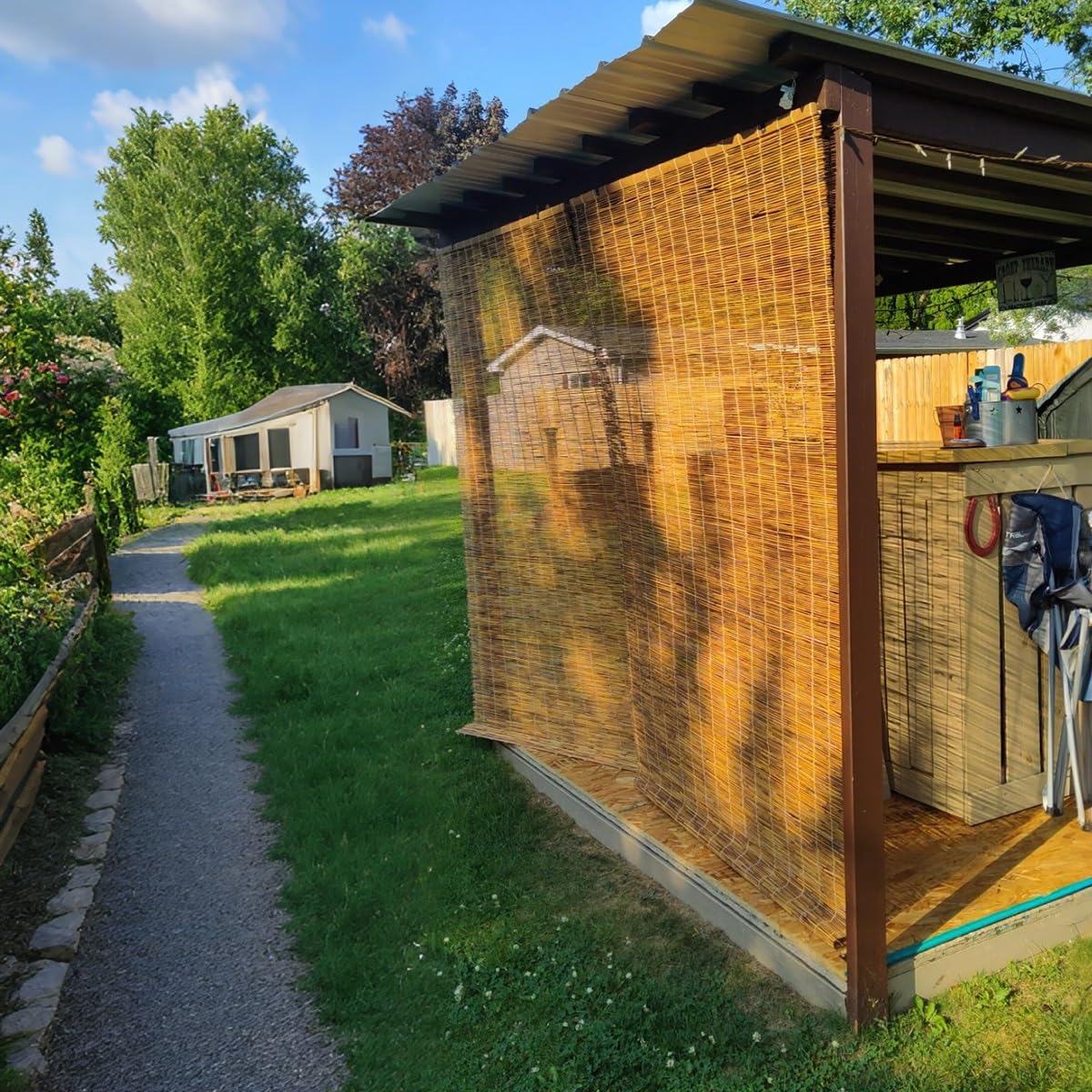 Store enrouleur en bambou - 160 x 220 cm - Installation facile - Marron - Protection solaire latérale - Idéal pour les fenêtres et les portes - Solution élégante d'intimité