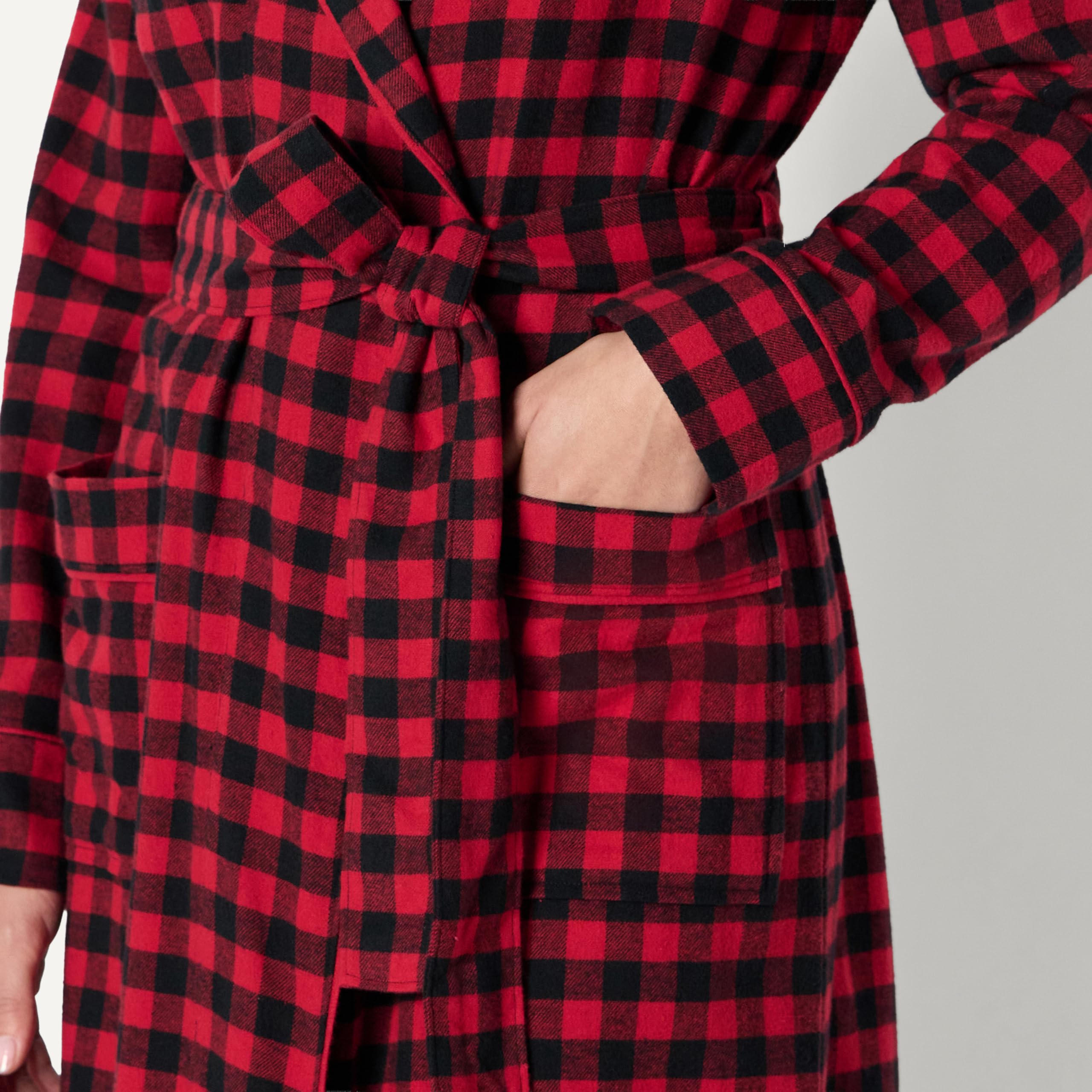 Amazon Essentials Completi Coordinati di Pigiami Natalizi per La Famiglia