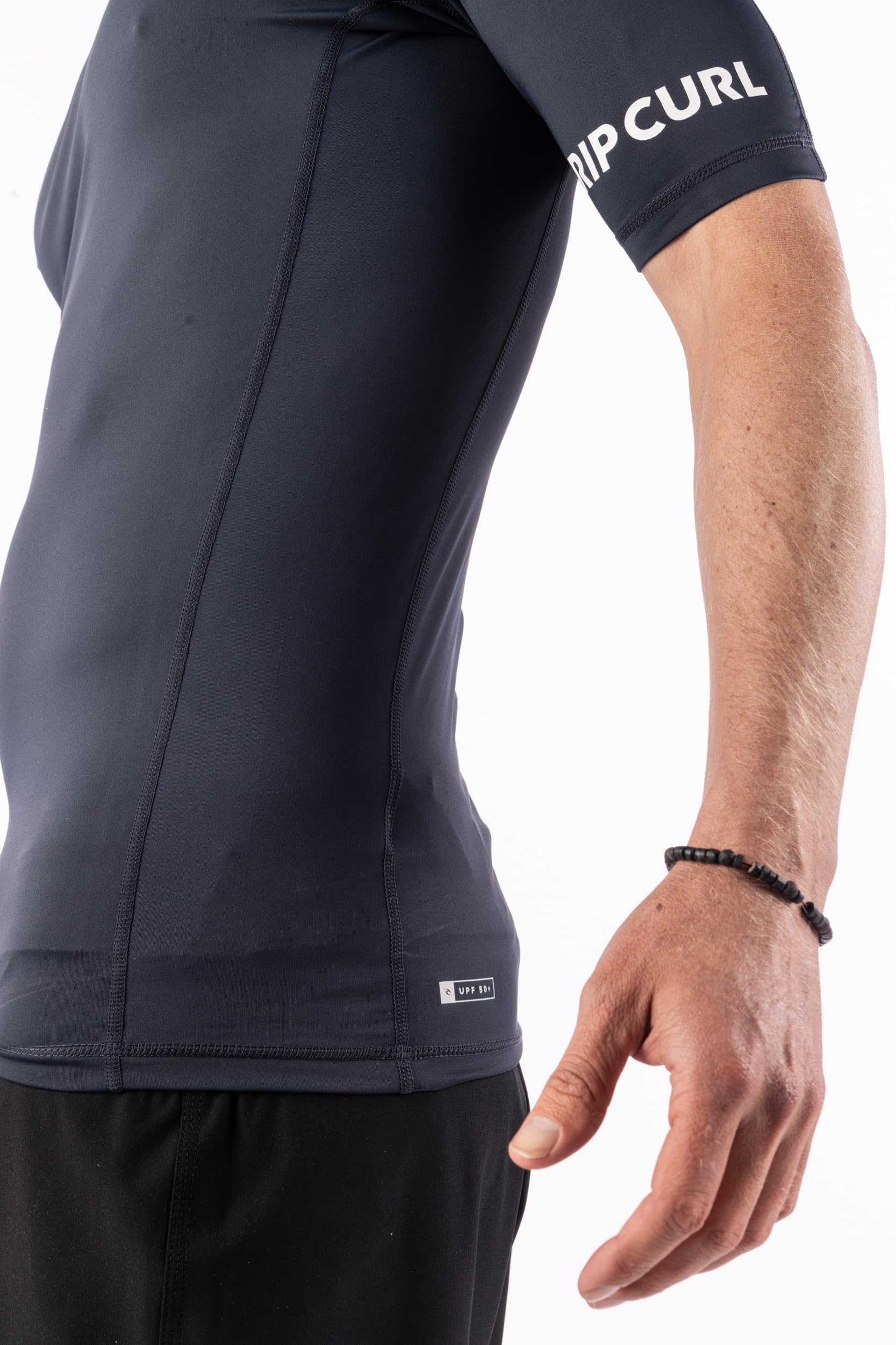 RIP CURL Short Sleeve Rashguard - UPF 50+ Sun Protection Surf Shirt, Tight Fit Rash Vest Camisa de protección de Sarpullido Hombre