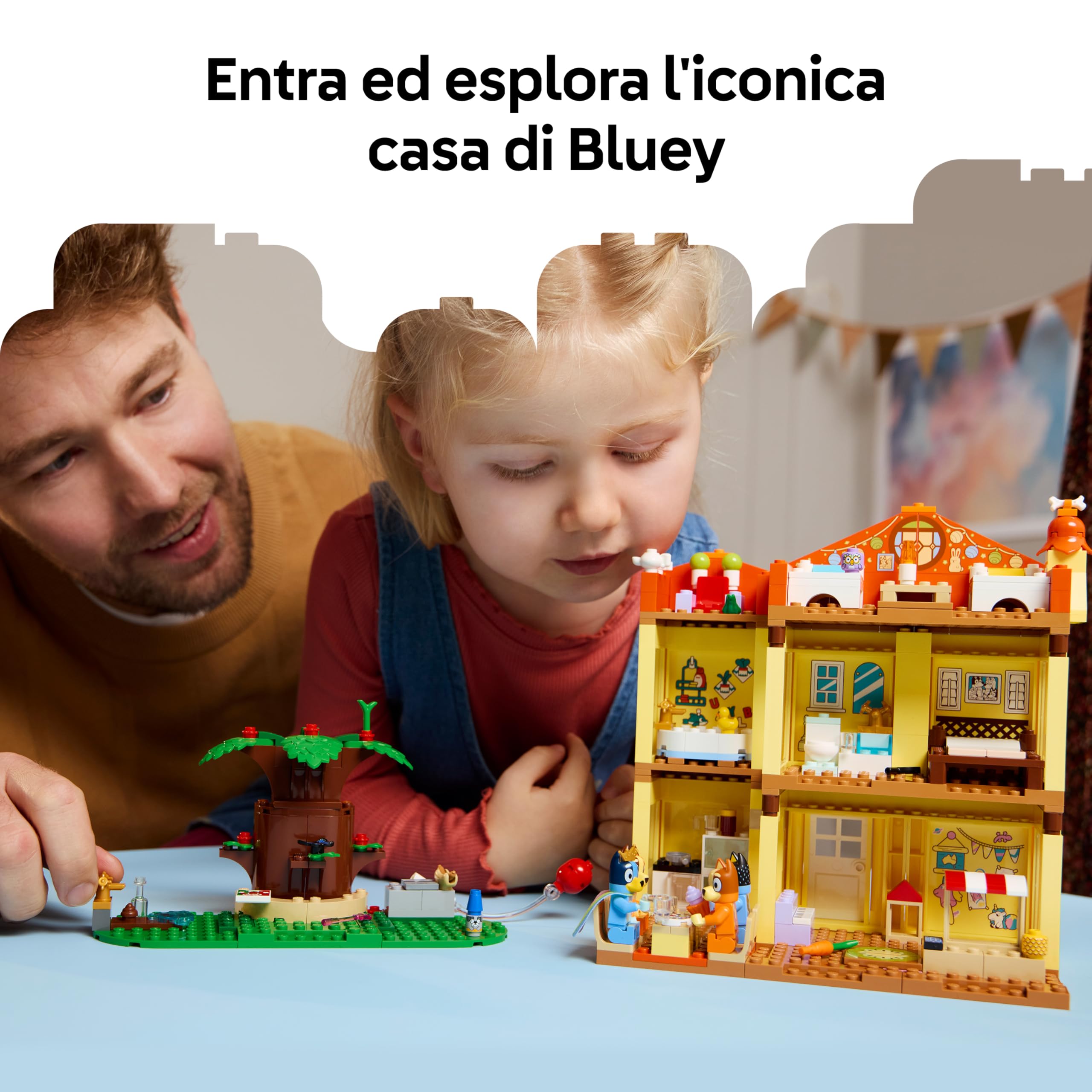 LEGO Bluey: Casa della Famiglia di Bluey - Giocattolo Modulare con Stanze, Giardino, 4 Minifigure e Accessori - Regalo di Compleanno per Bambini da 4 Anni in su e per i Fan della Serie TV - 11203