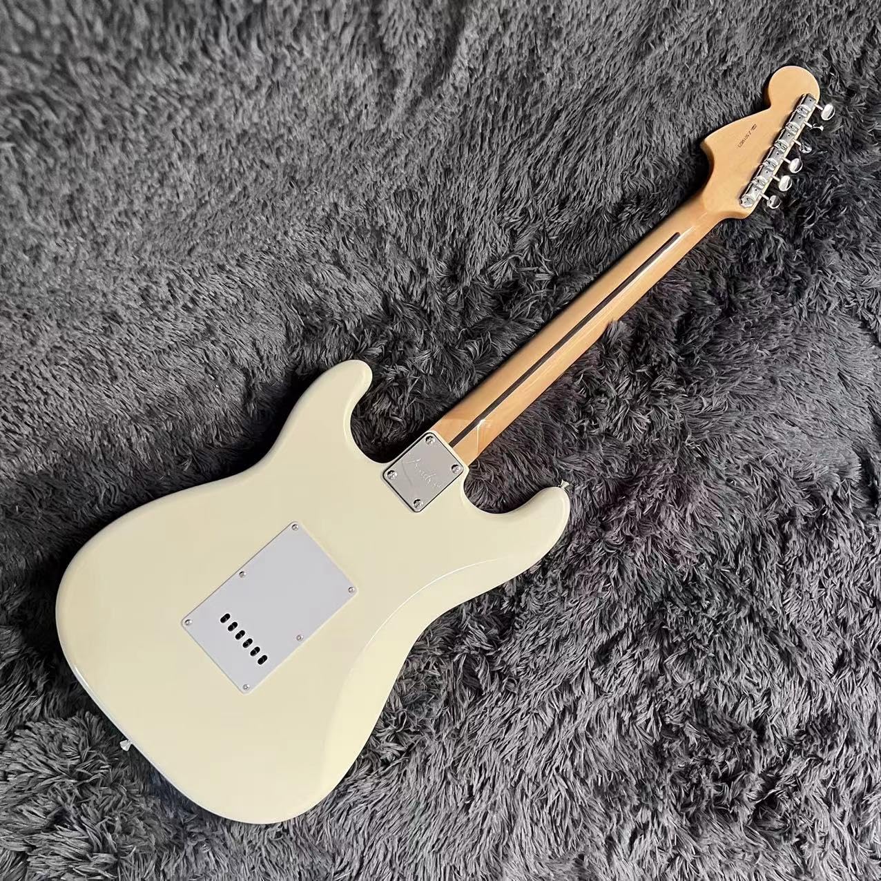 Amazon | エレキギター クリーム ホワイト カラー メイプル指板 ビッグ