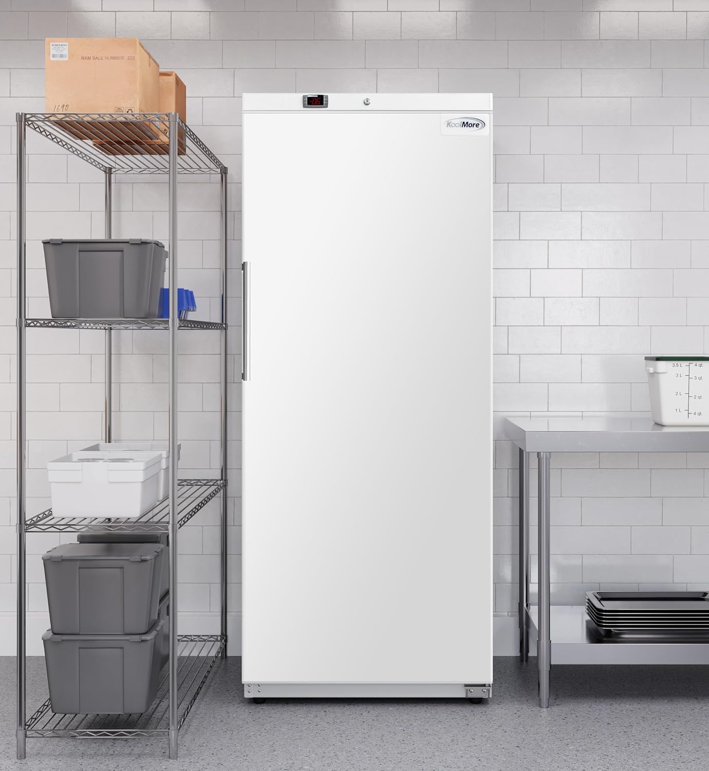 KoolMore 30 in. Commercial Auto-Defrost Reach-In Freezer, 21 Cu. Ft. ETL Listed in White (KM-RIF-1D17C-WH)