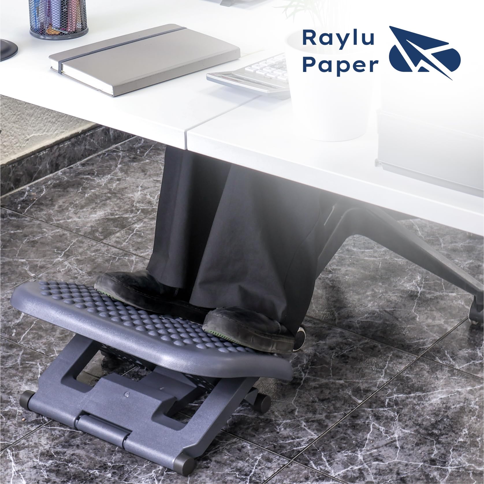 Raylu Paper – Reposapiés, Reposa pies de Oficina Ajustable en 3 Niveles, Reposapiés de Escritorio Ergonómico, Antideslizante y Efecto Masaje. Apoya Pies para Trabajo y Teletrabajo. (Modelo 20)