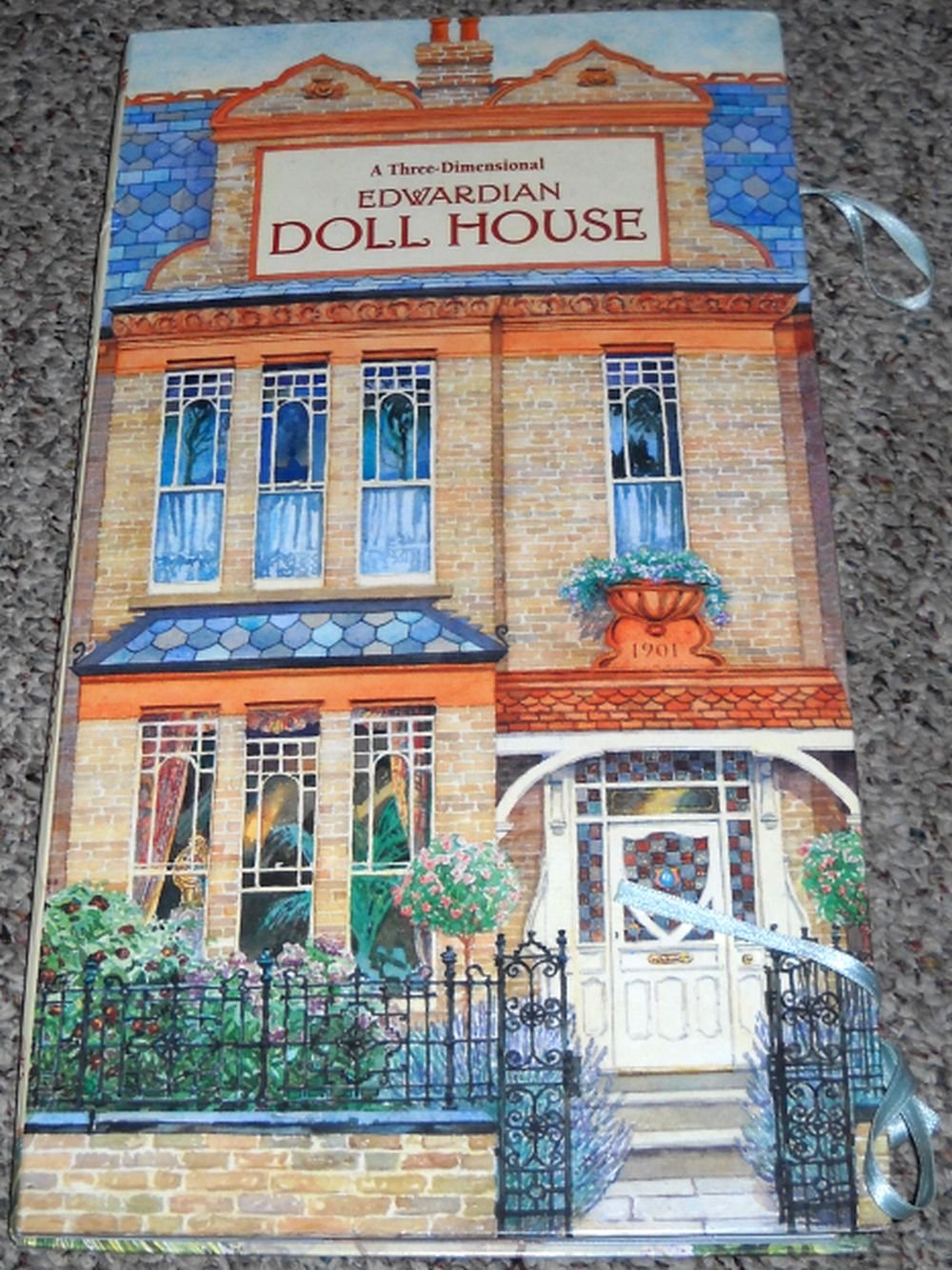 Edwardian Doll House A ThreeDimensional Book Sanders, Brian, Sanders