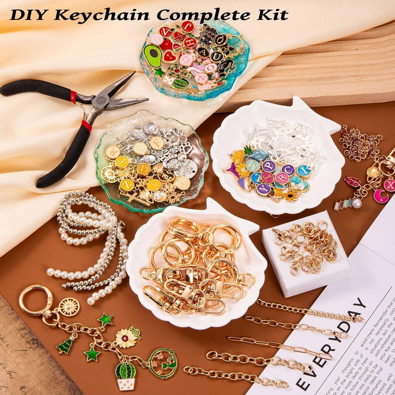 325 PCS Keychain Set Including 20 Keychain Clips + 25 Extension Chains + 118 Charms Jewelry Pliers Bag Pendant Set for DIY Jewellery Making