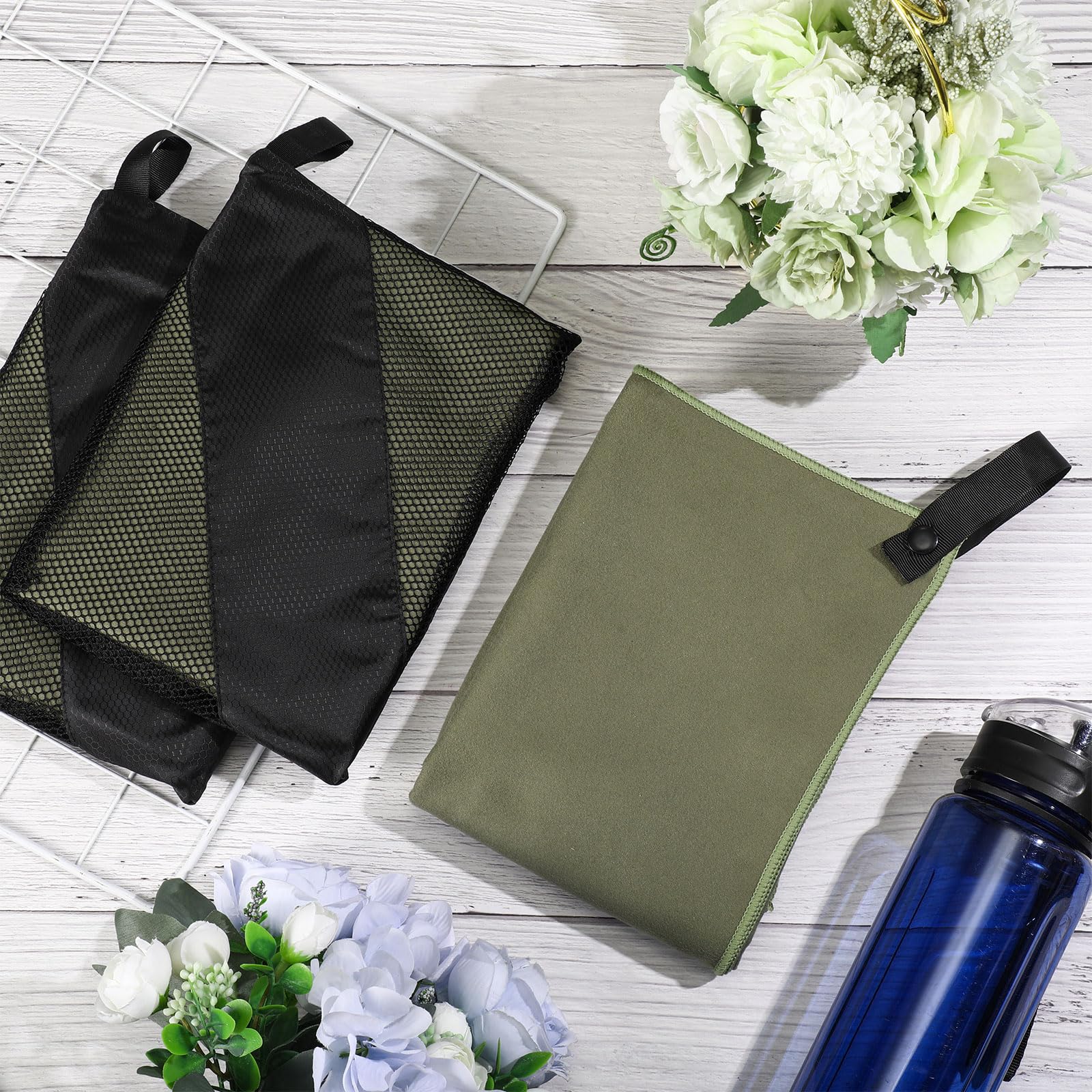 Hahafelt Juego de 4 toallas de viaje de microfibra absorbente de secado rápido de 47.24 x 23.62 pulgadas, para mochileros, camping, playa, gimnasio, deportes, yoga, piscina (verde militar)