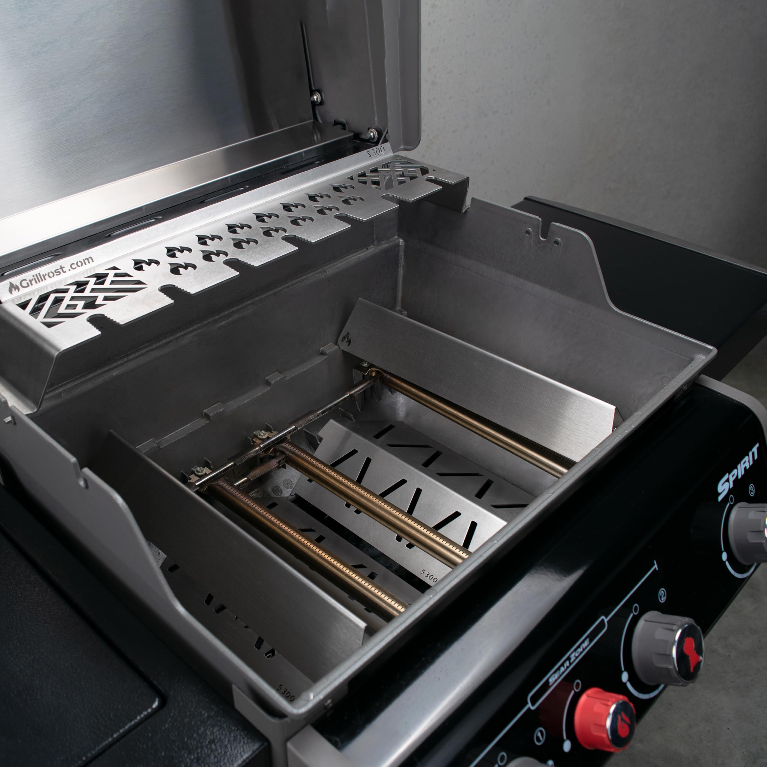 Grillrost.com Das Original Hitzereflektoren für Weber Spirit 300er Serie - bessere Wärmeverteilung bei weniger Gasverbrauch