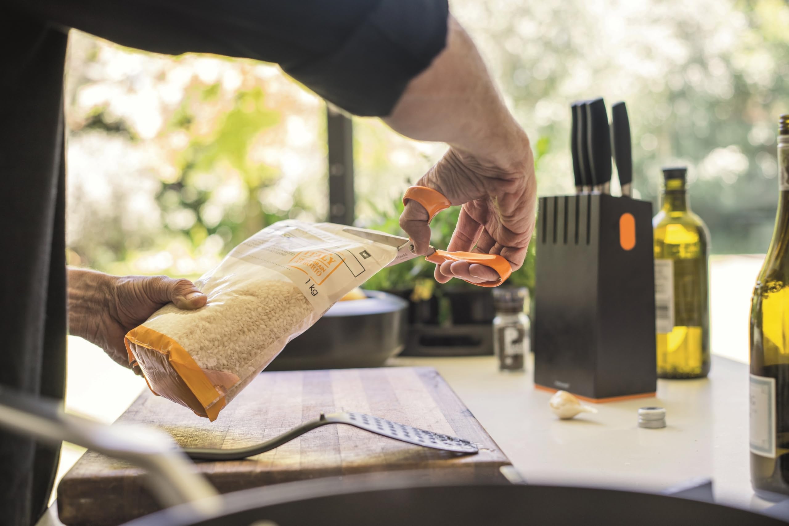 Fiskars Nożyczki kuchenne, Classic, Długość całkowita: 18 cm, Stal/tworzywo sztuczne, 1000819