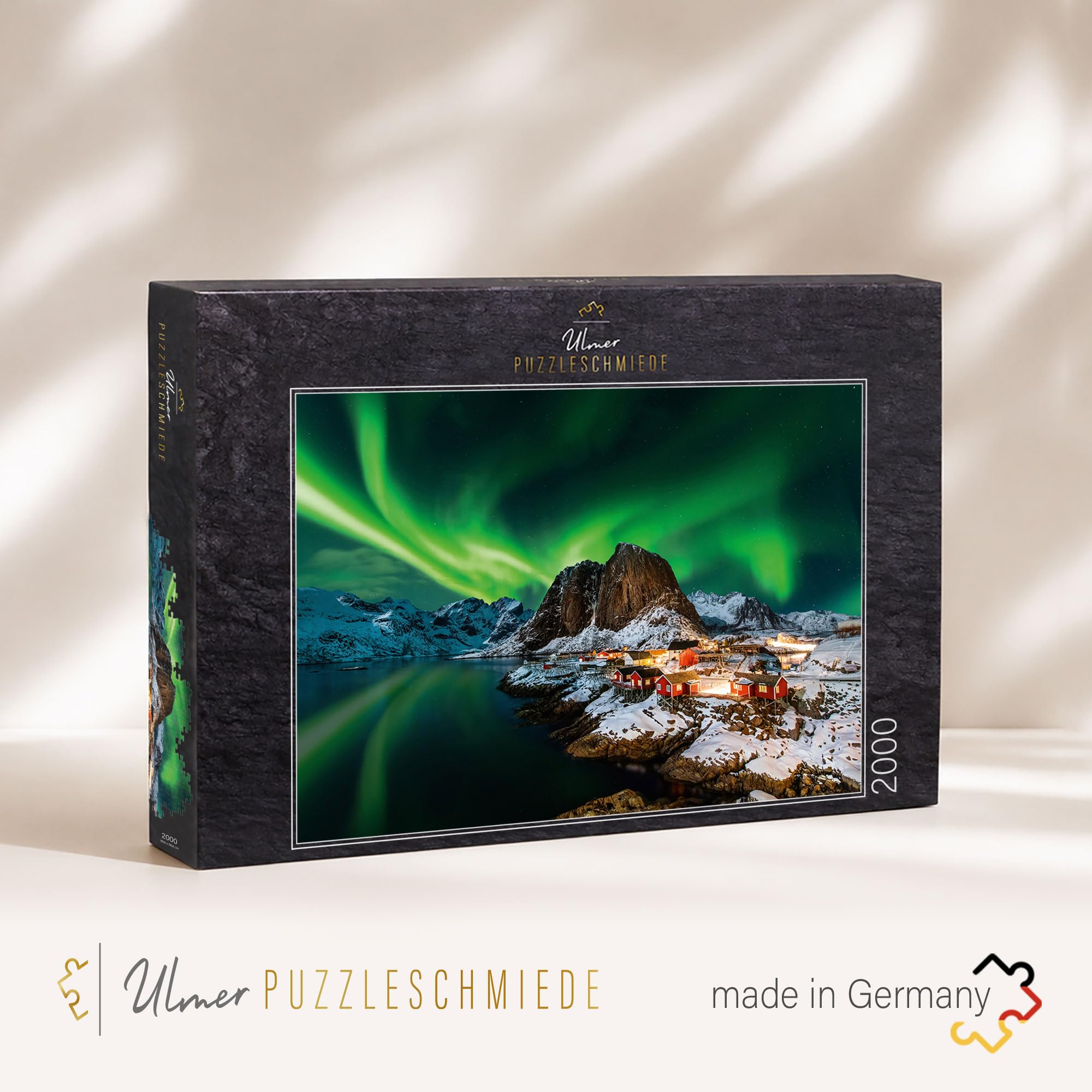 Ulmer Puzzleschmiede Puzzle Norvège 2000 pièces « Aurore boréale » - Carton de qualité supérieure - 97 x 69 cm - Puzzlers pour adultes